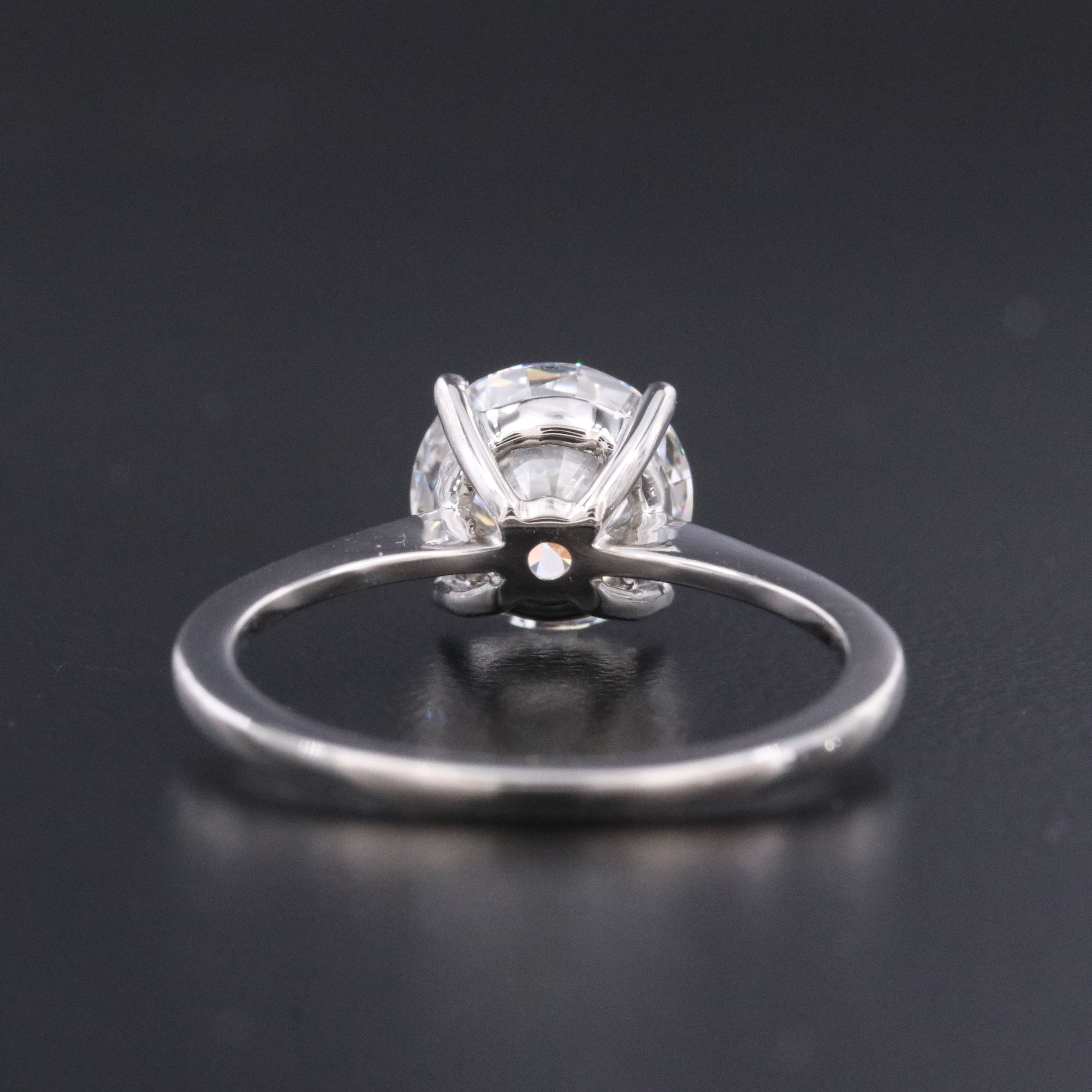 18K 3.07 CT Lab Grown Diamond Solitaire Ring with IGI Report