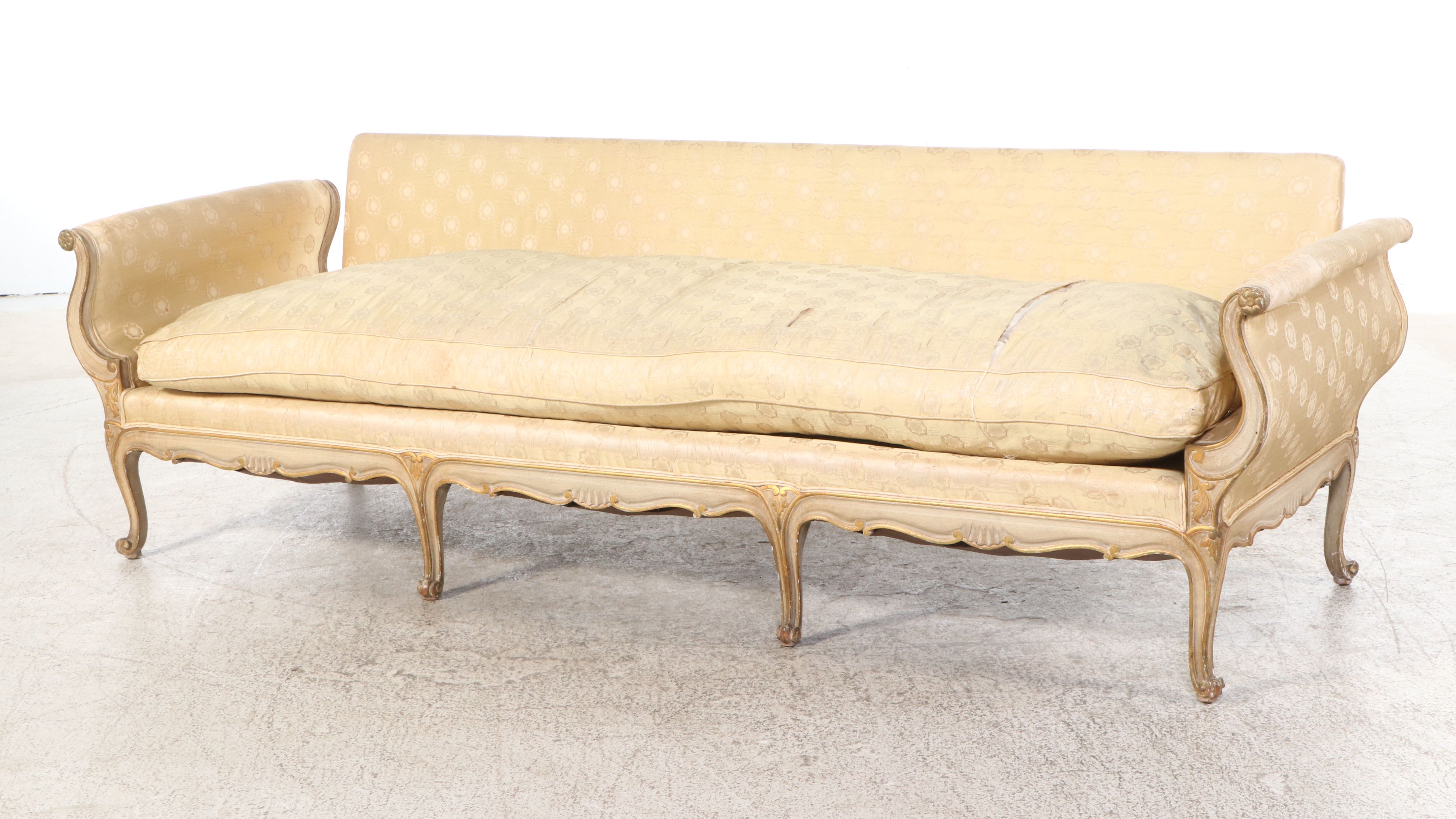 North Italian (Piedmontese) Carved Giltwood and Polychrome Grand Canape