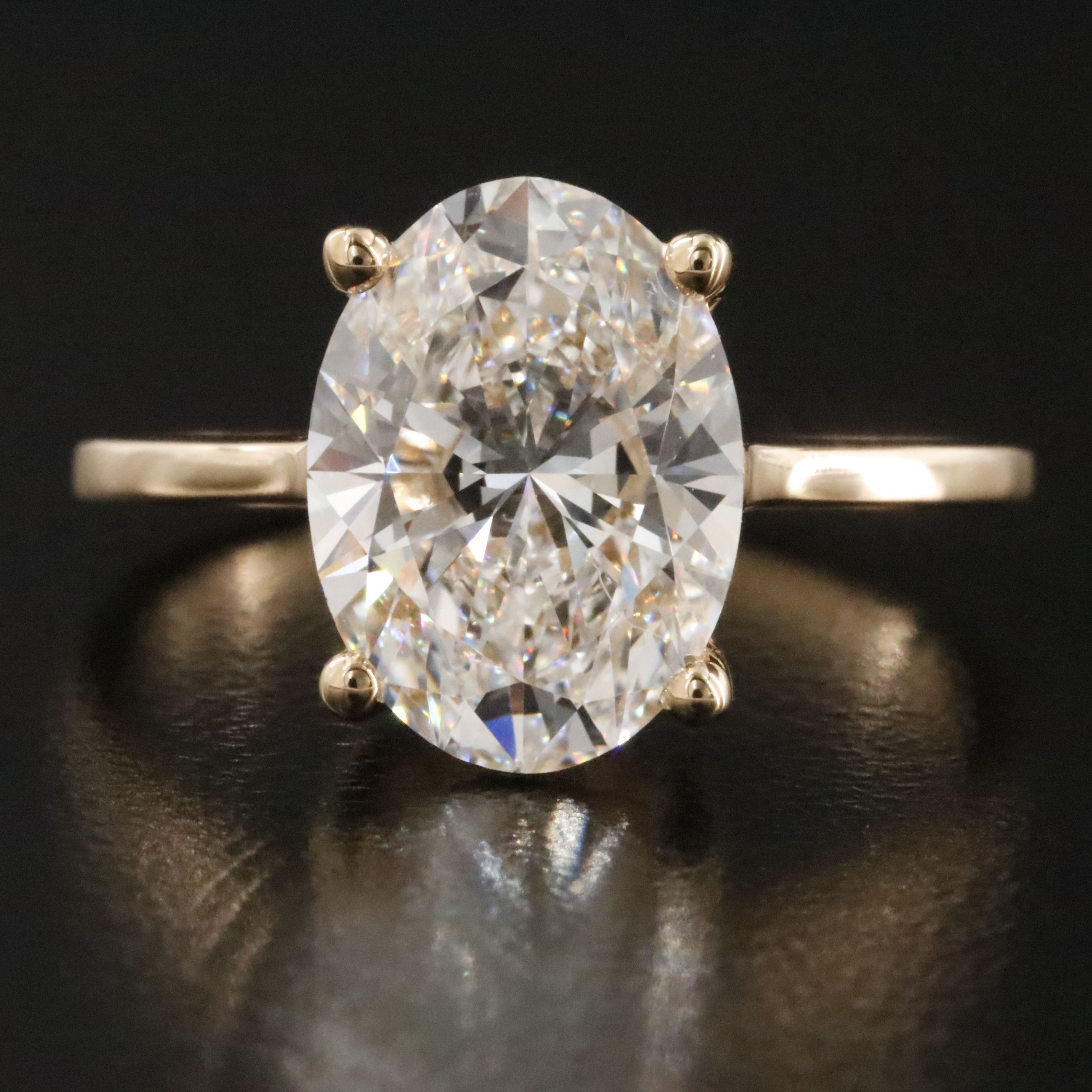 18K 3.09 CT Lab Grown Diamond Solitaire Ring with IGI Report