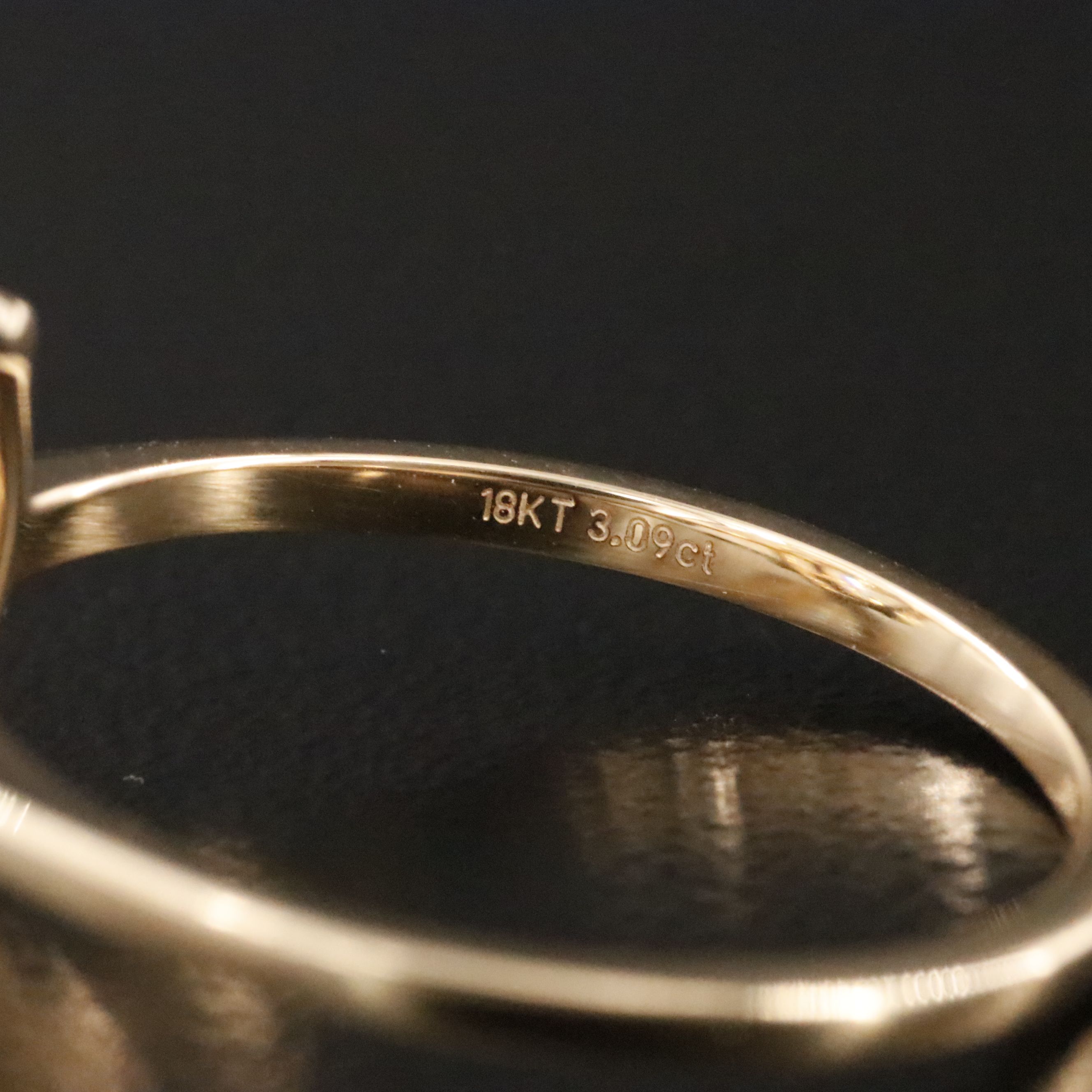 18K 3.09 CT Lab Grown Diamond Solitaire Ring with IGI Report