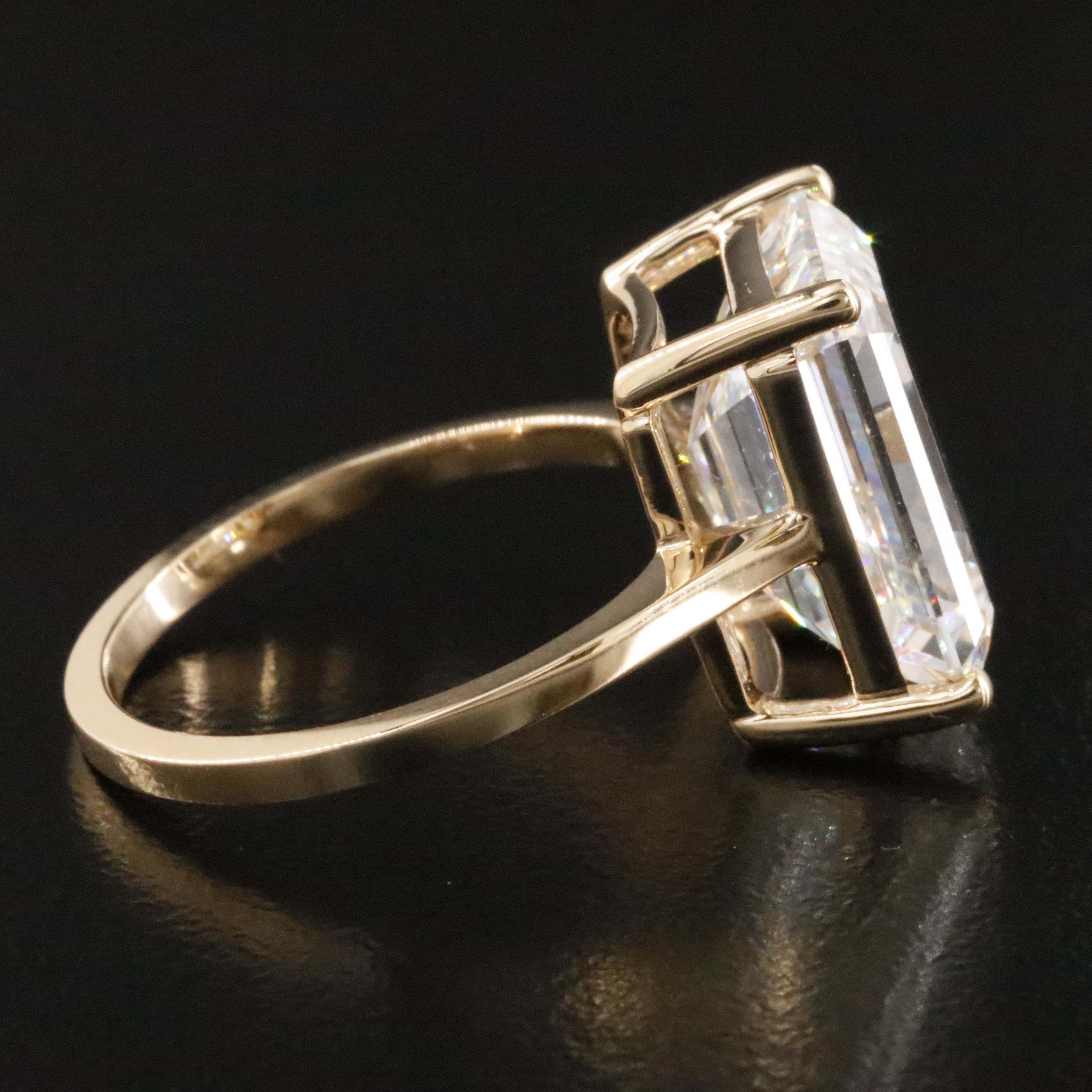 18K 7.49 CT Lab Grown Diamond Solitaire Ring with IGI Report