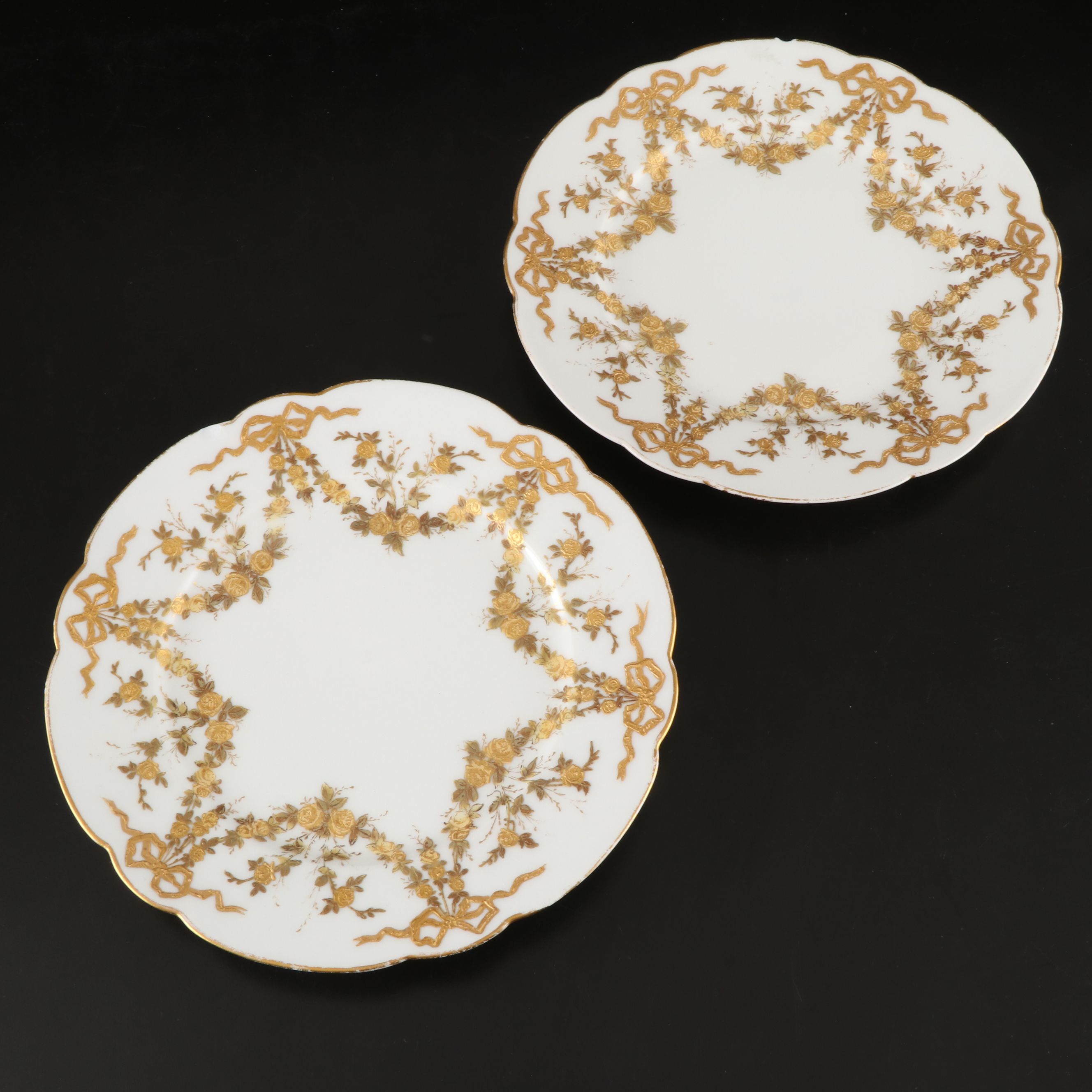 Sèvres Style Porcelain Floral Swag Pattern Plates, Late 19th Century