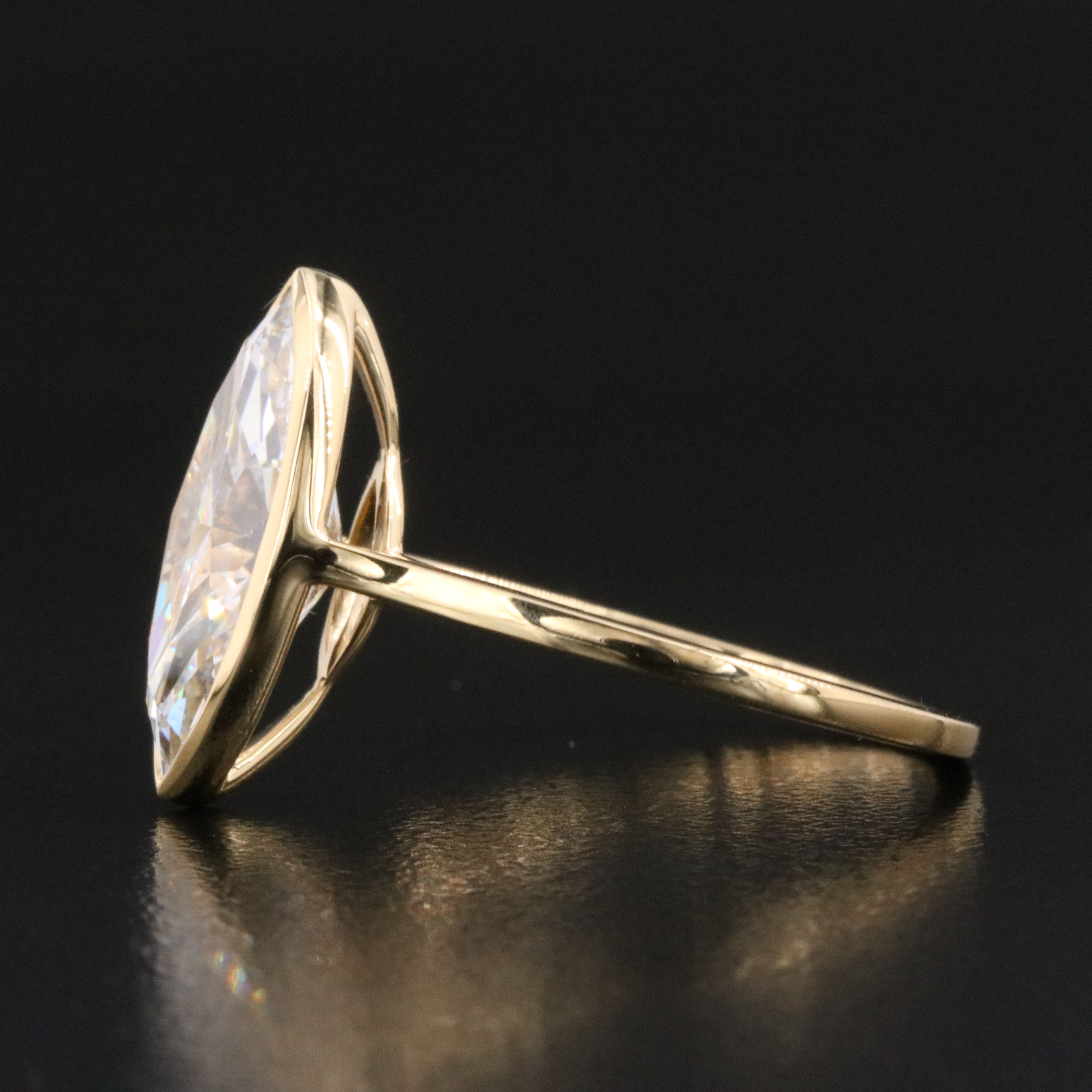 18K 2.89 CT Lab Grown Diamond Solitaire Ring with IGI Report