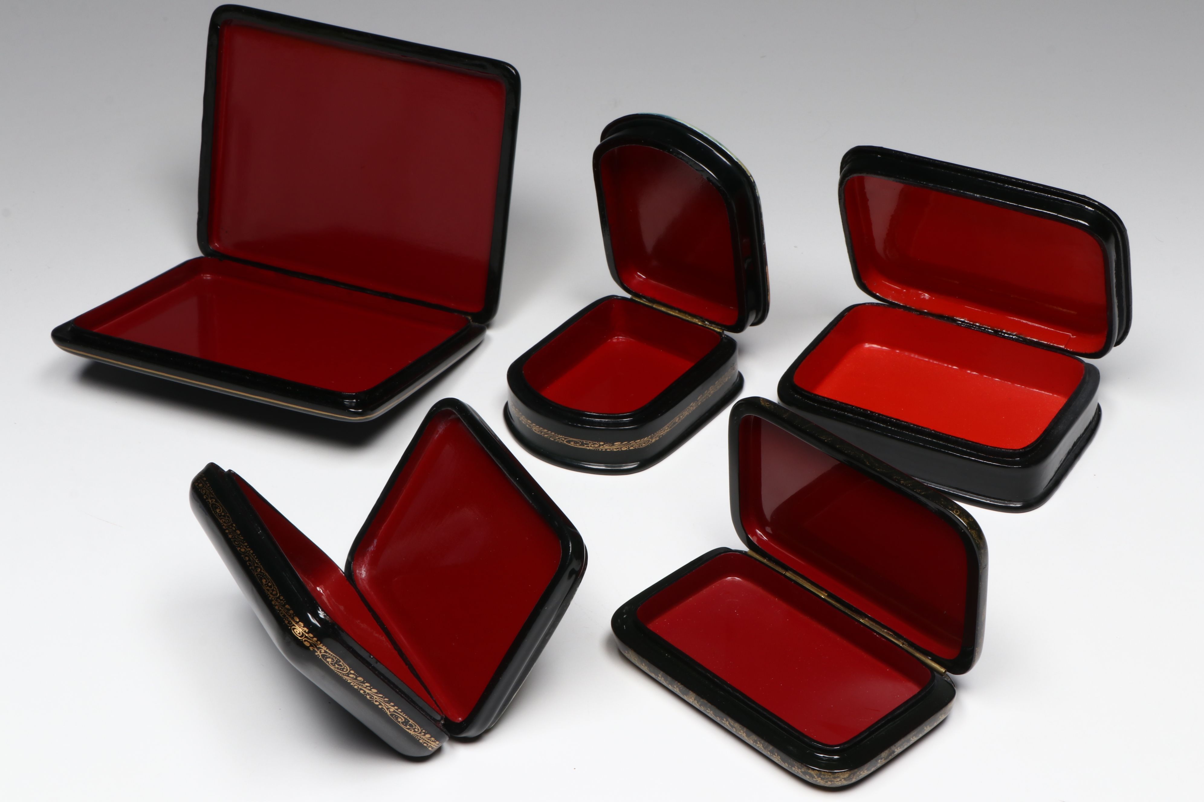 Russian Fedoskino Hand-Painted Cityscape Lacquerware Boxes