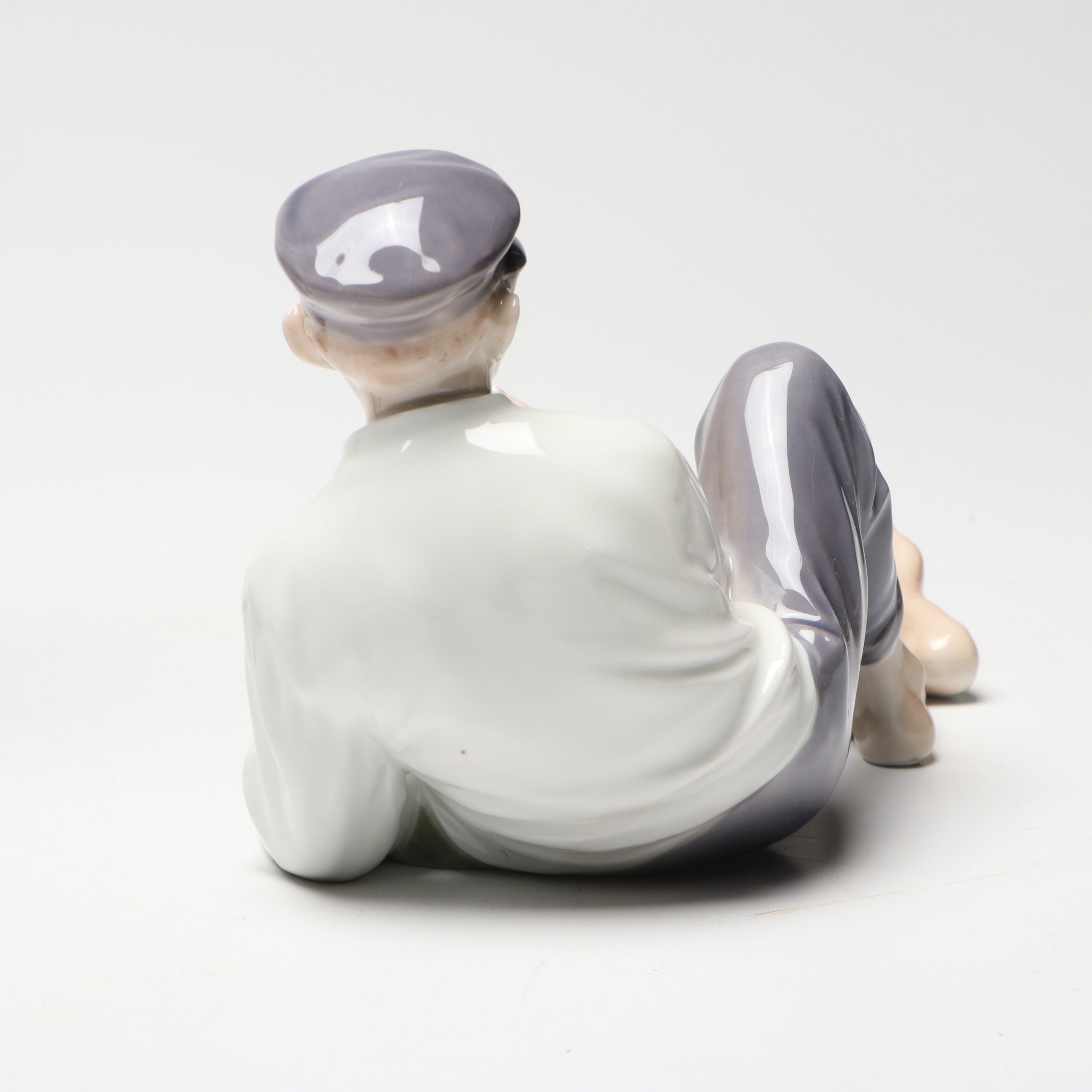 Lladró "Female Attorney",  "Stage Partners" and More Porcelain Figurines
