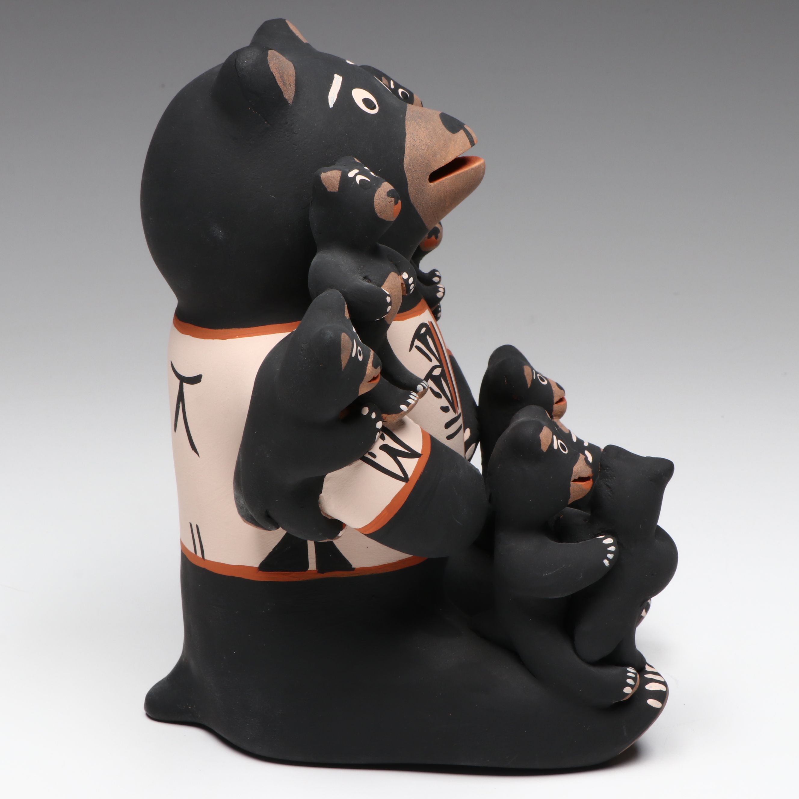 Johnna Herrera Cochiti Pueblo Pottery Bear Storyteller