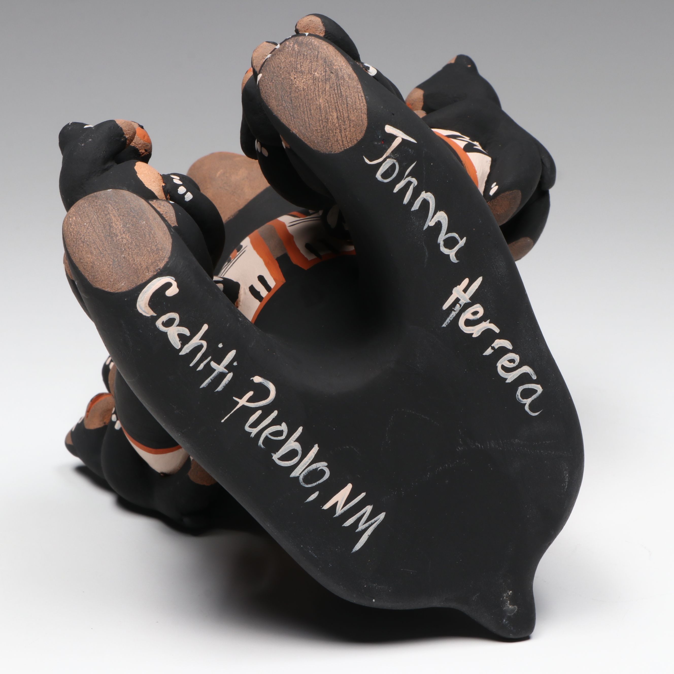 Johnna Herrera Cochiti Pueblo Pottery Bear Storyteller