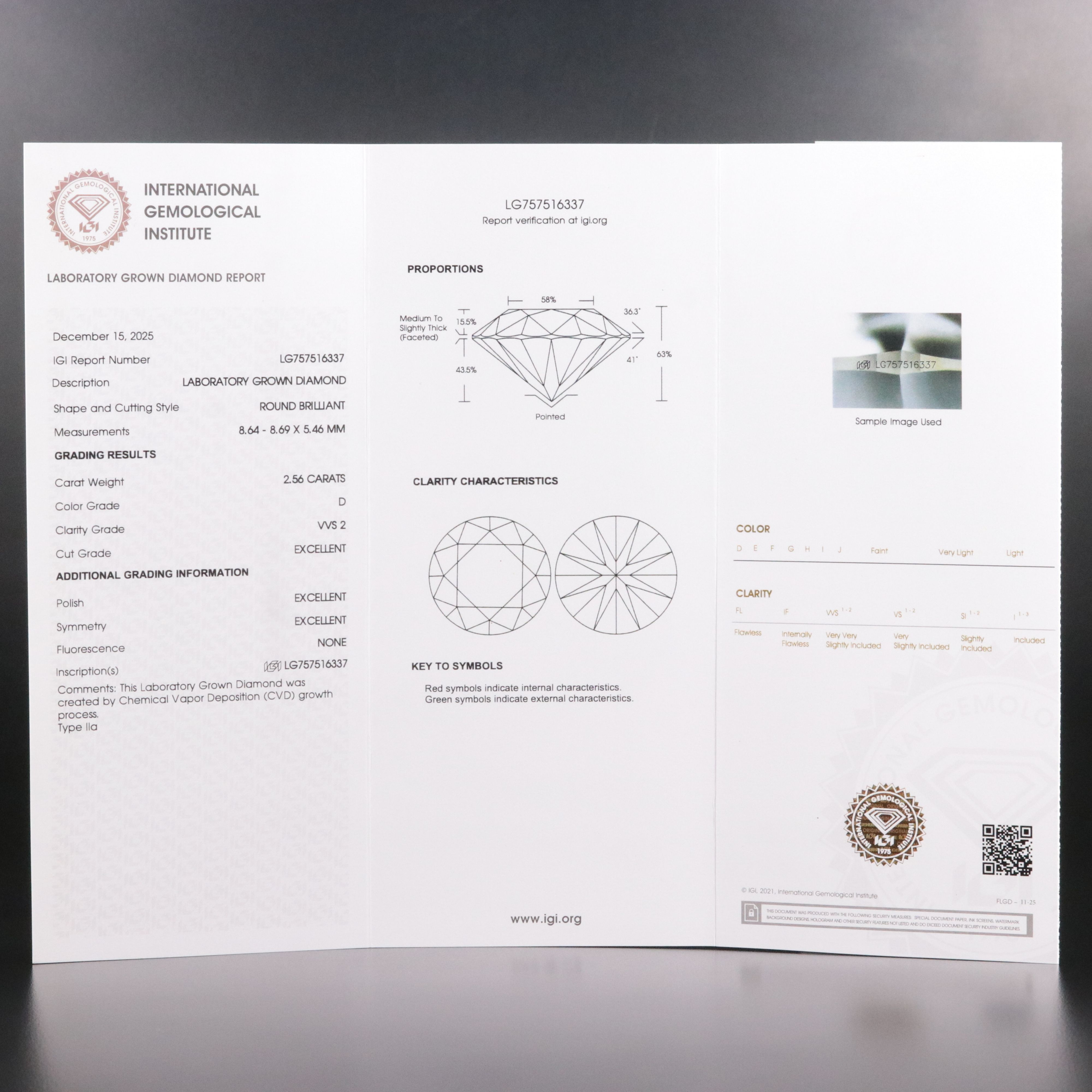 18K 2.56 CT Lab Grown Diamond Solitaire Ring with IGI Report