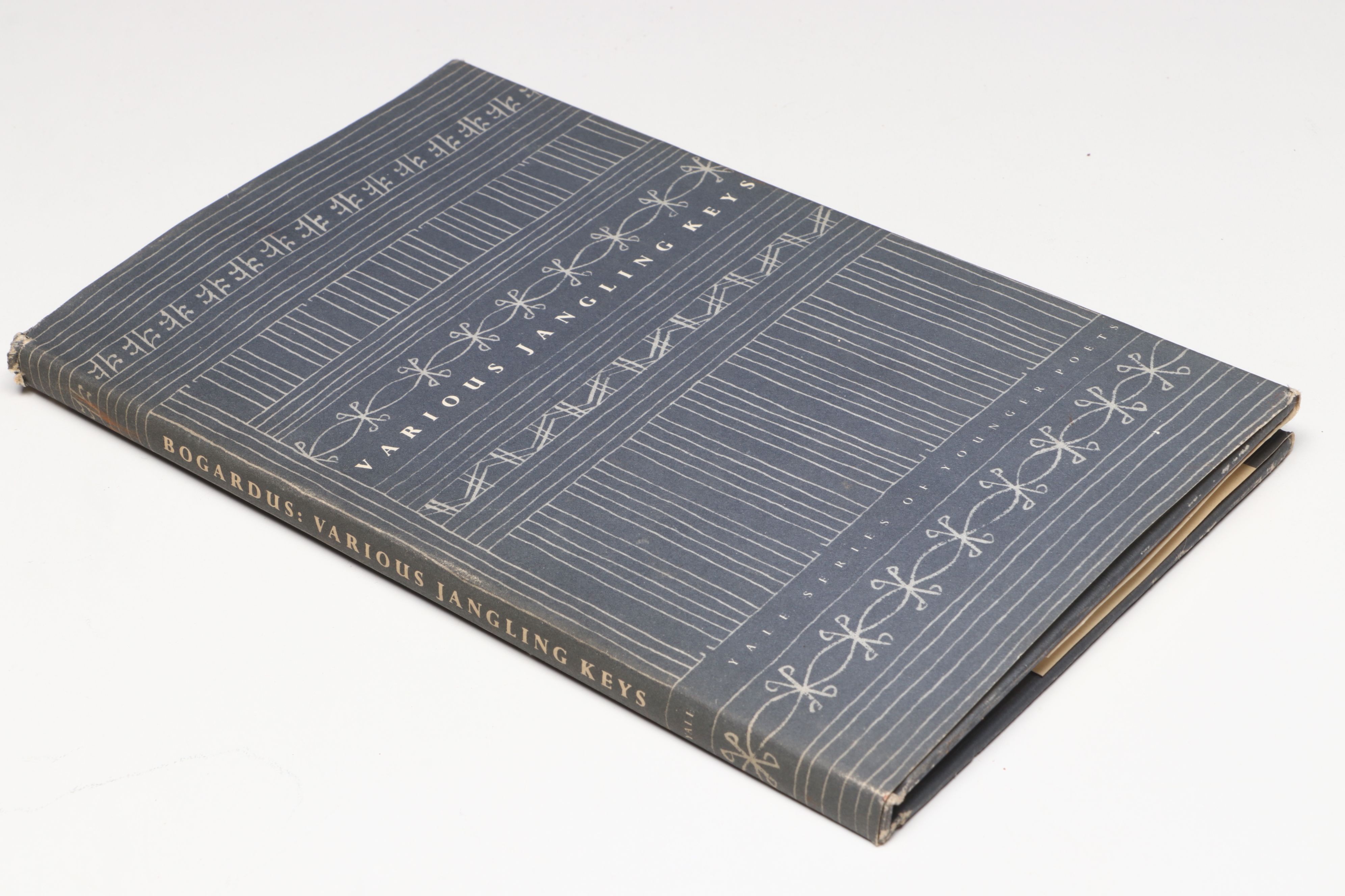 "Various Jangling Keys", "Broken Rhythm", "The Islanders" and More Books