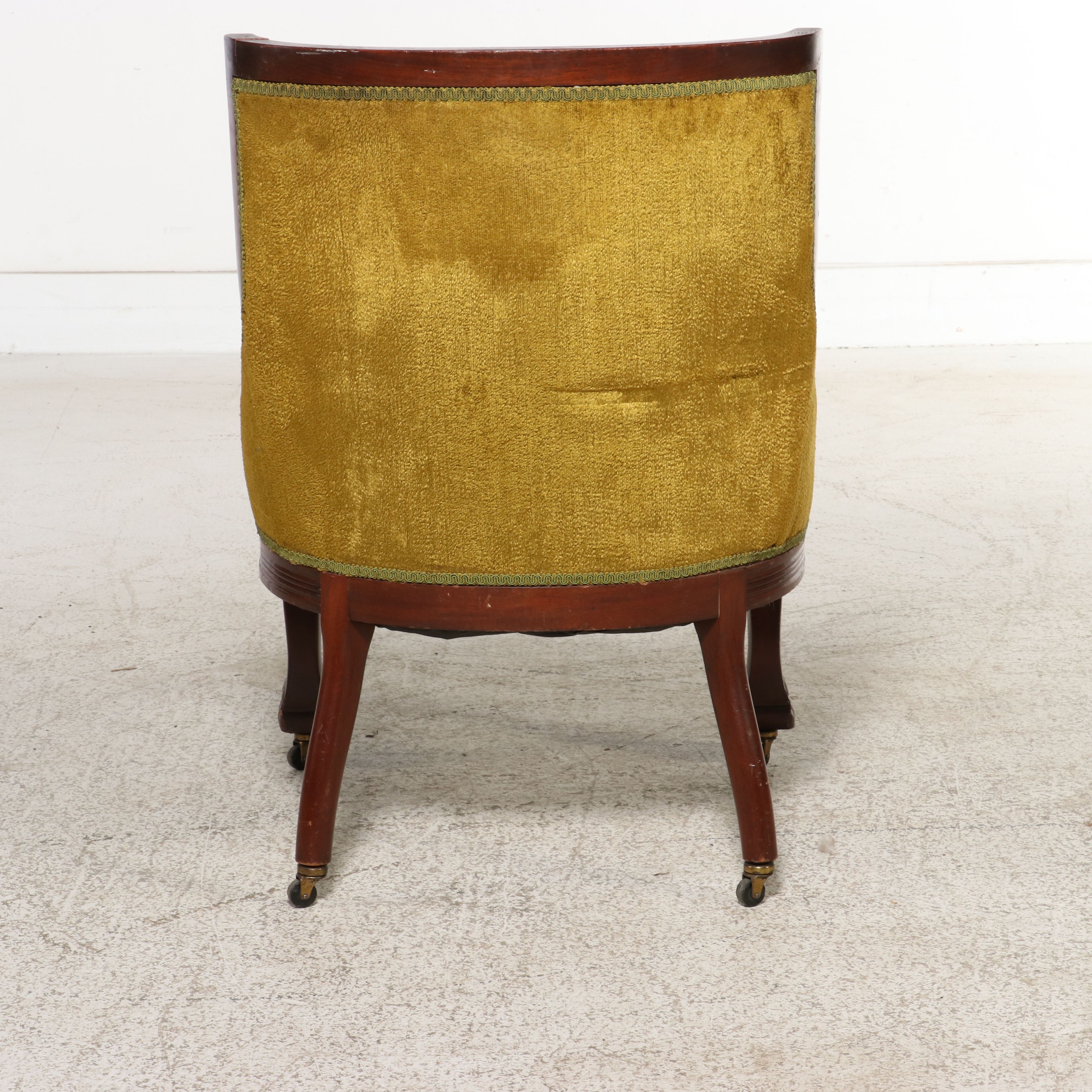Victorian Tufted Velvet Tub Chair with Claw & Ball Feet, Late 19th Century