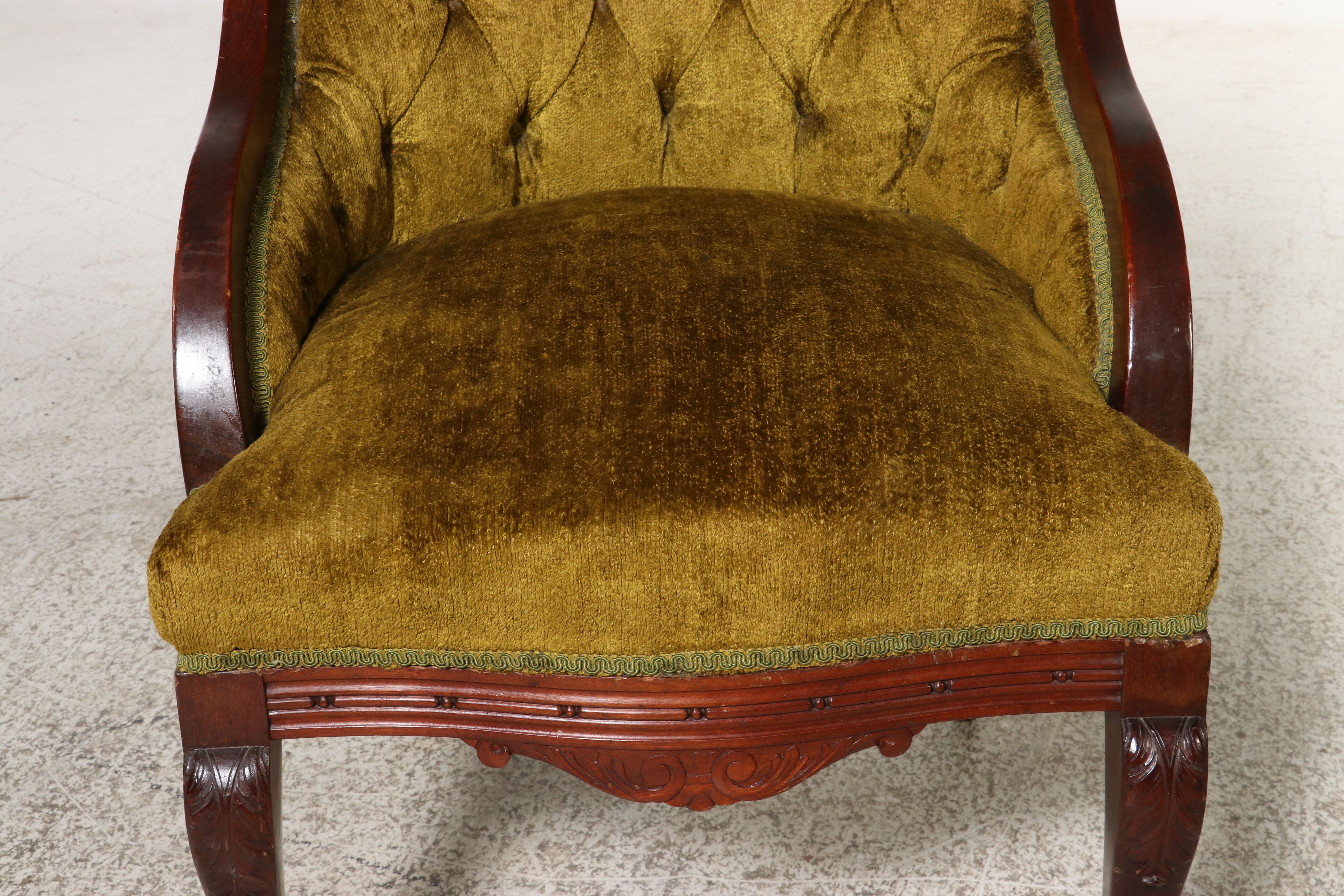 Victorian Tufted Velvet Tub Chair with Claw & Ball Feet, Late 19th Century