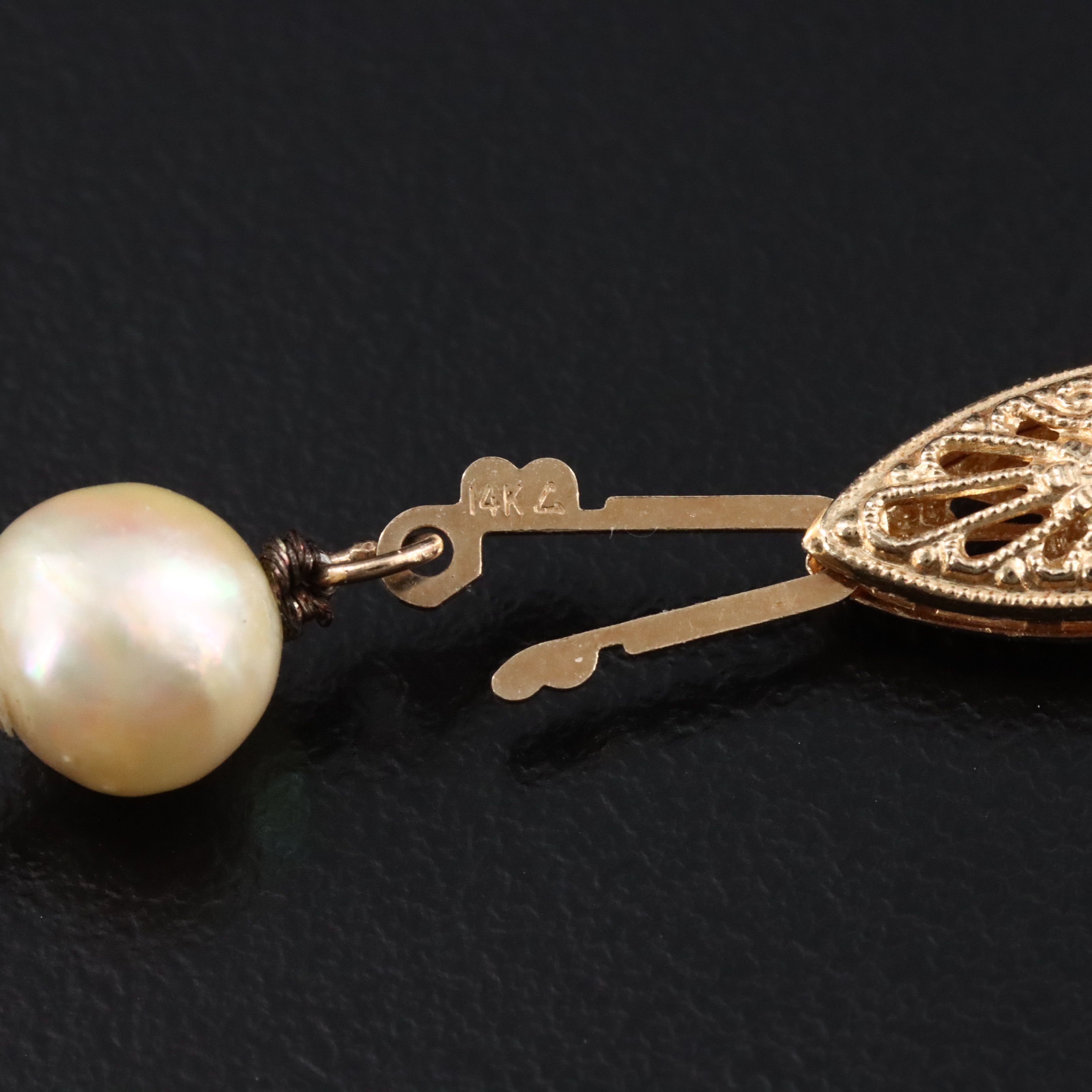 Pearl Necklace with 14K Clasp
