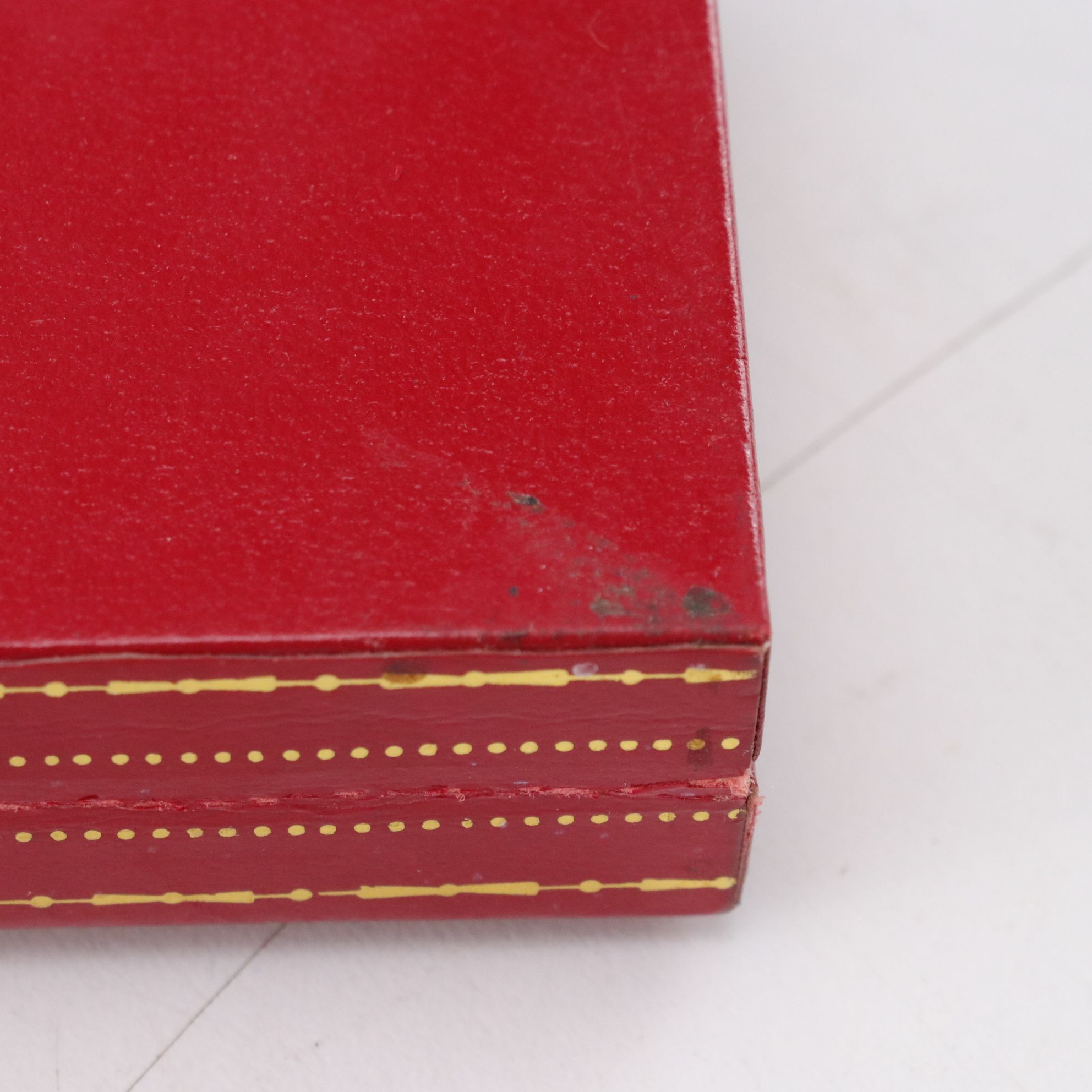 Must de Cartier Vendôme Trinity Oval Fountain Pen