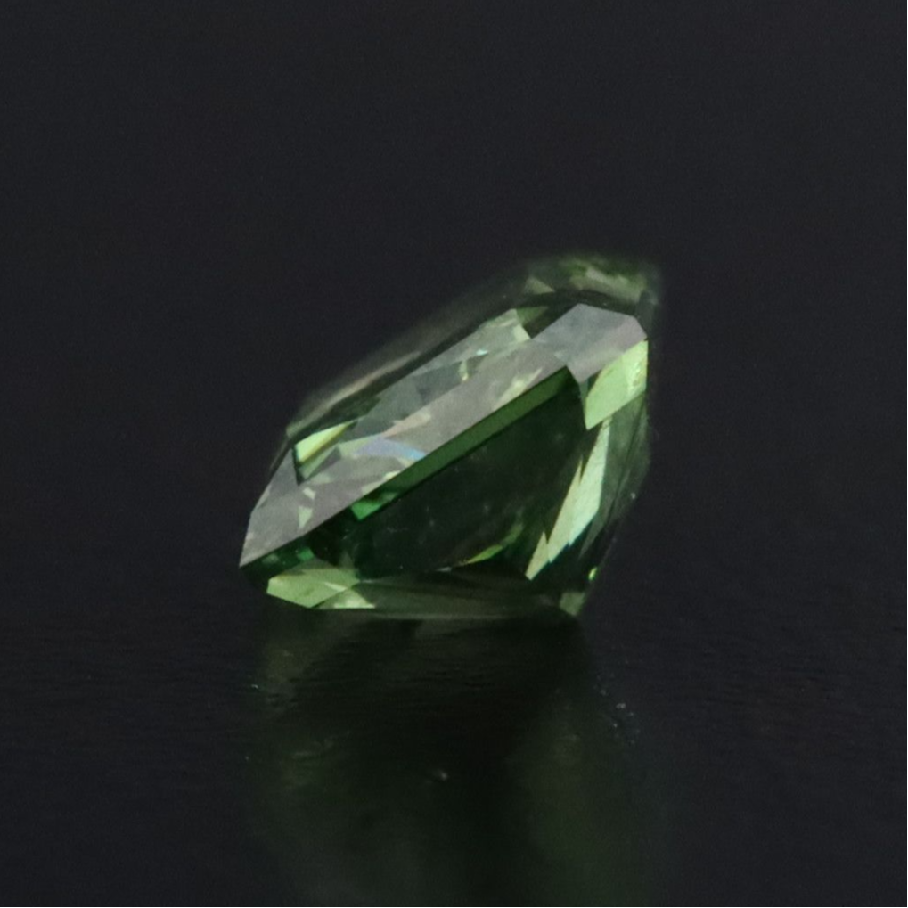 Loose 1.81 CT Lab Grown Fancy Vivid Green Diamond with IGI Report