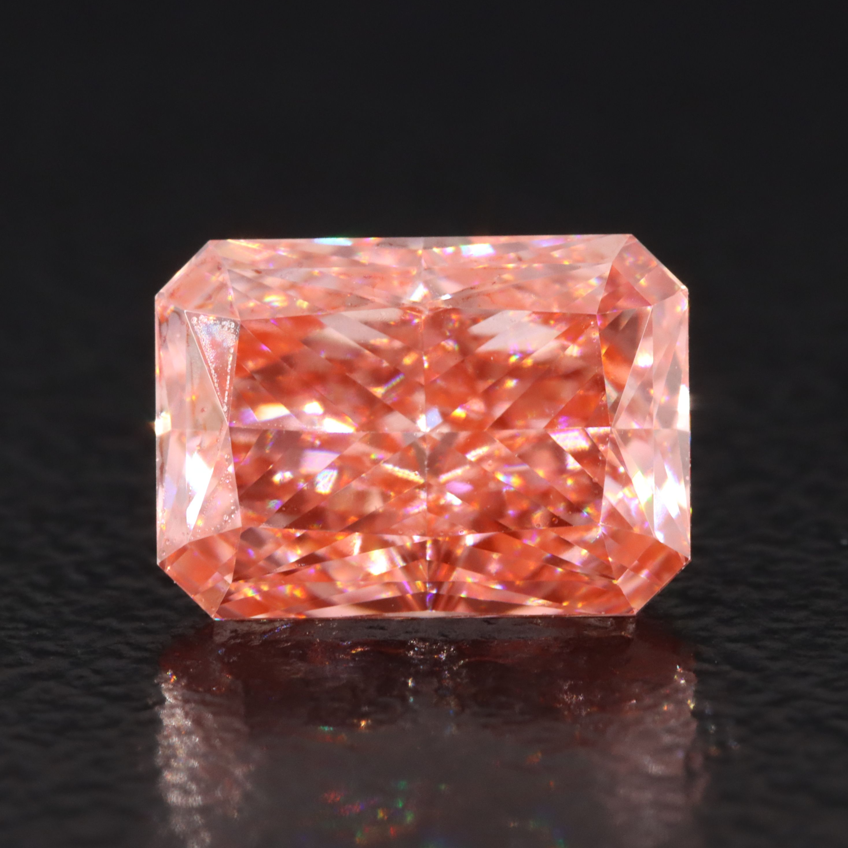 Loose 1.97 CT Lab Grown Fancy Vivid Pink Diamond with IGI Report