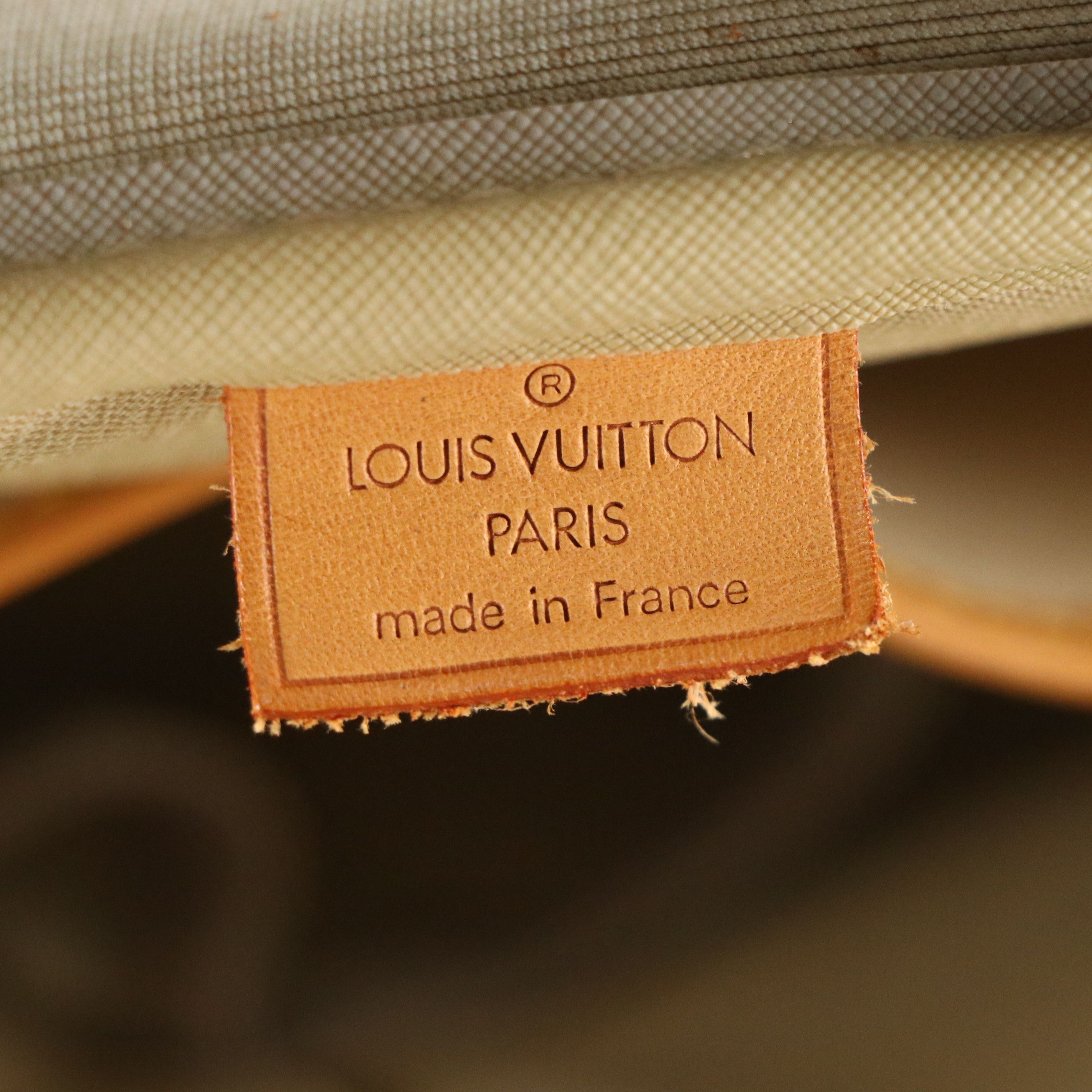 Louis Vuitton Deauville Handbag in Monogram Canvas and Vachetta Leather