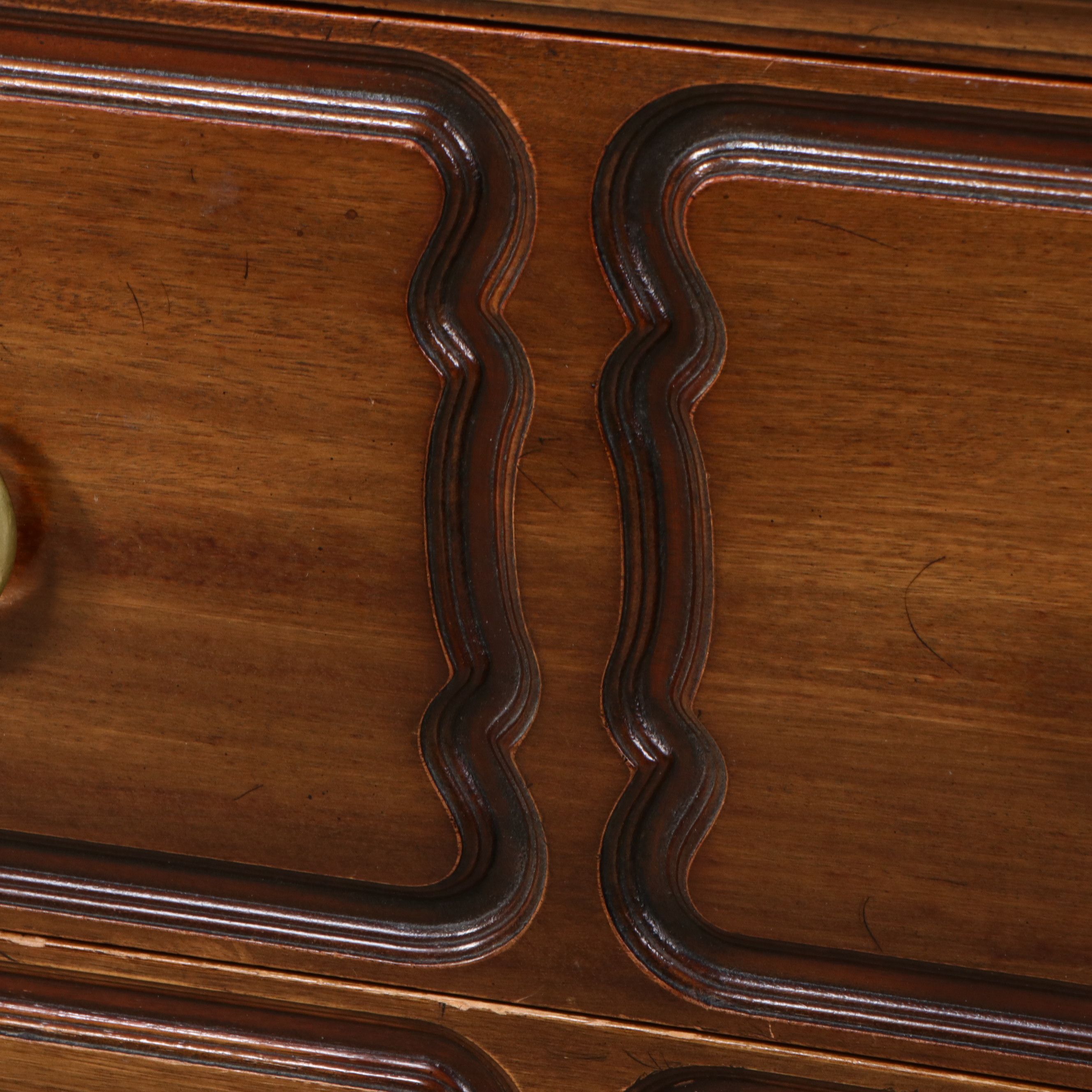 Heritage Henredon Mahogany Three-Drawer Chest with Faux Apothecary Front