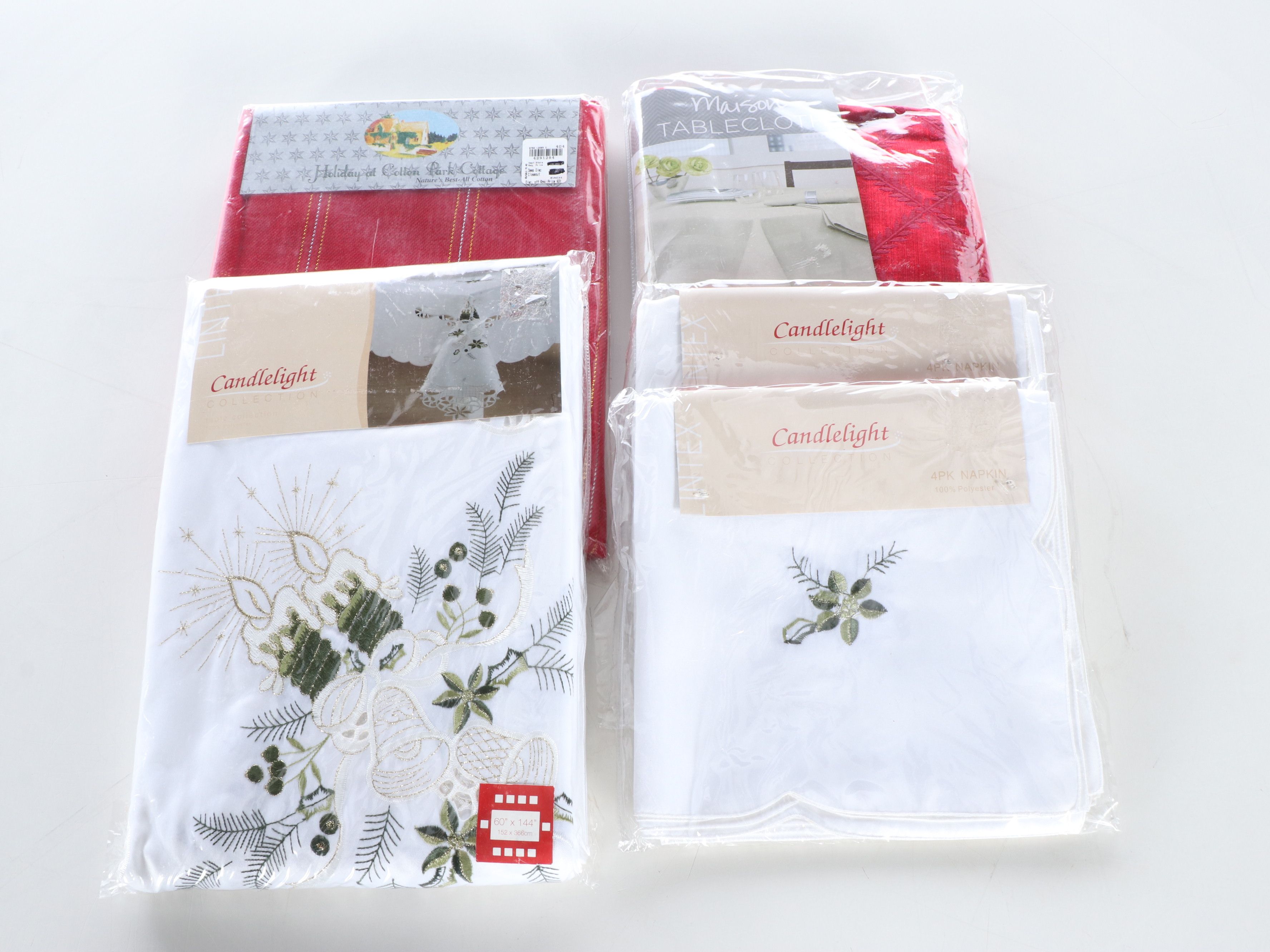 Better Homes & Gardens Christmas Tablecloth with More Seasonal Table Linens