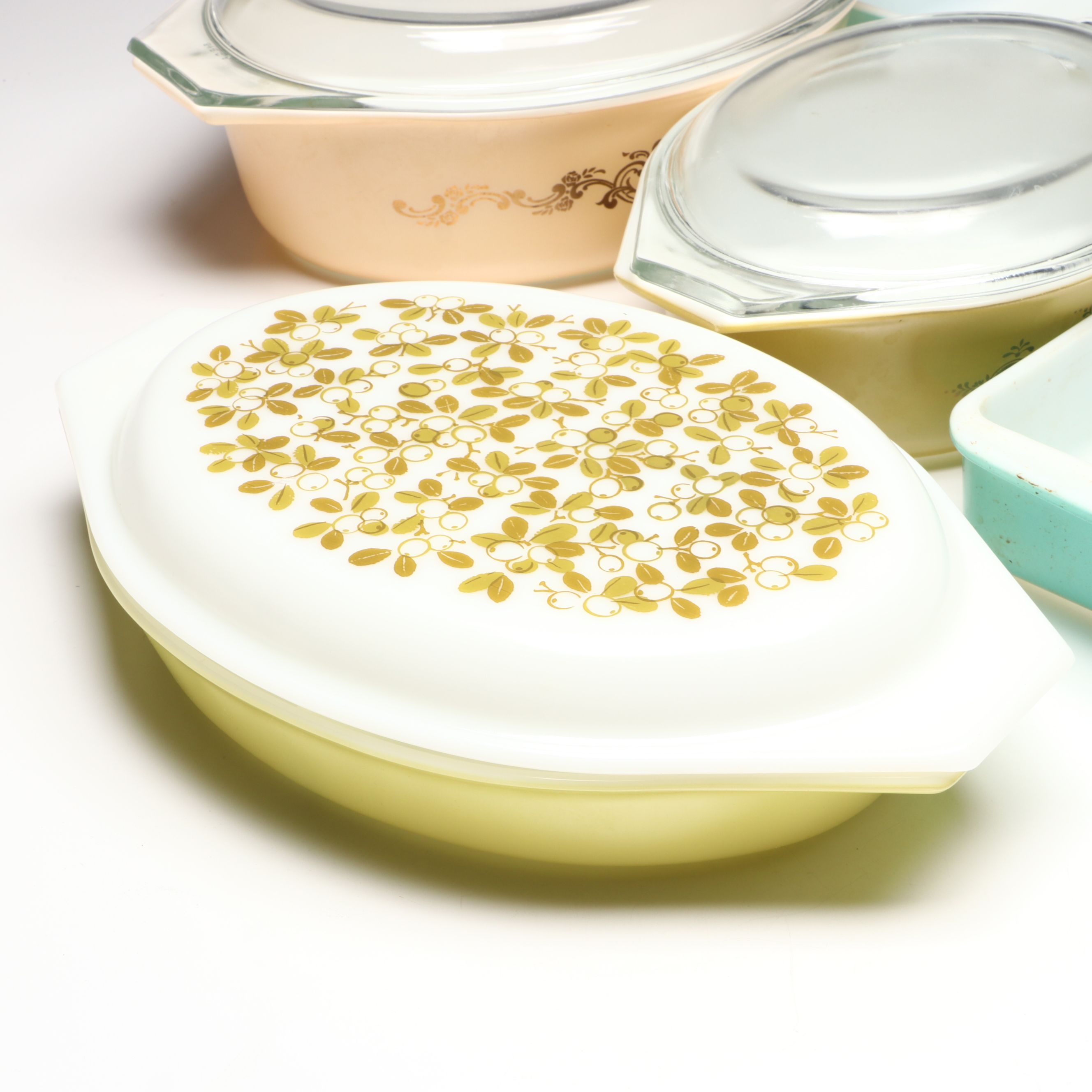 Pyrex "Golden Rose," "Verdé" and Other Casserole and Baking Dishes