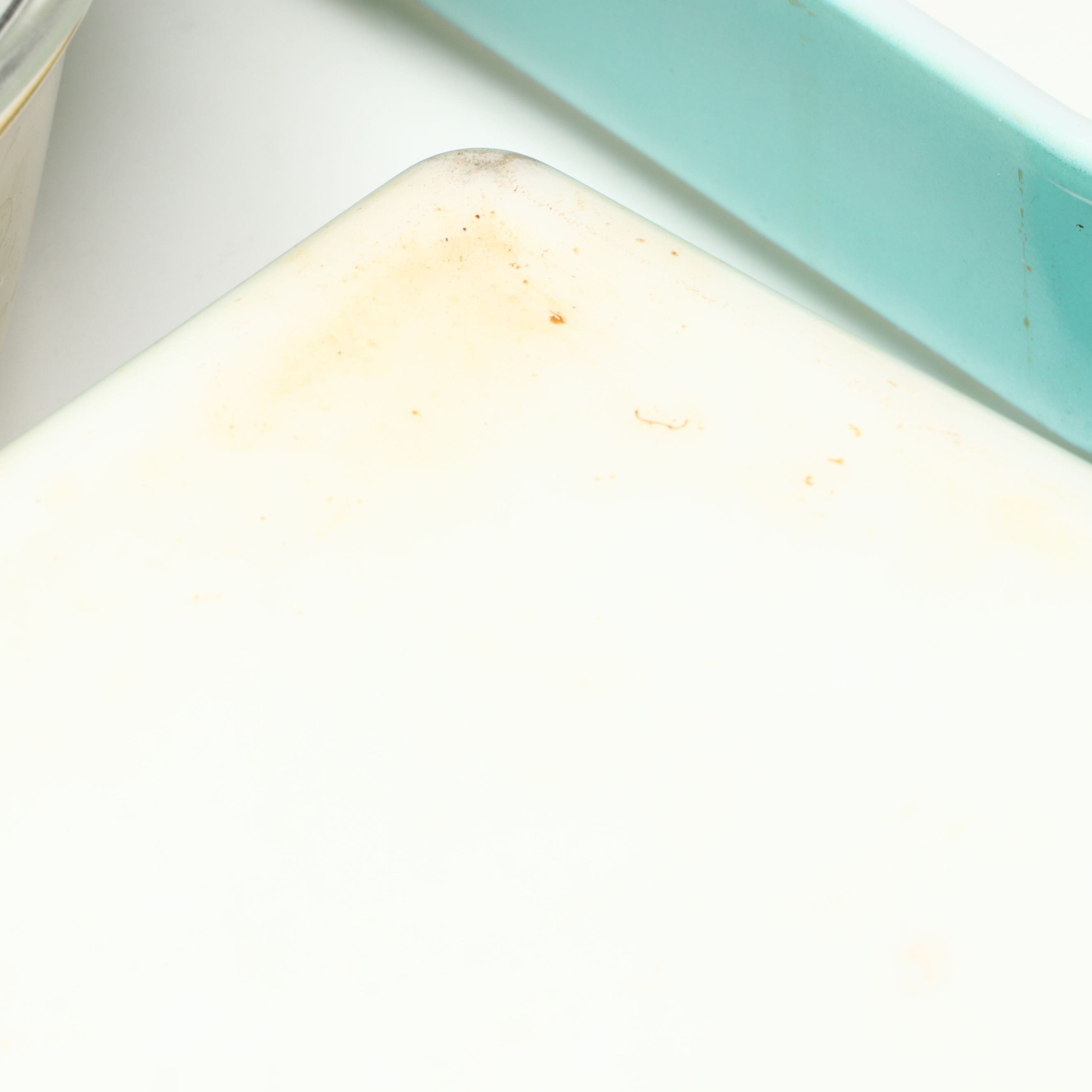 Pyrex "Golden Rose," "Verdé" and Other Casserole and Baking Dishes