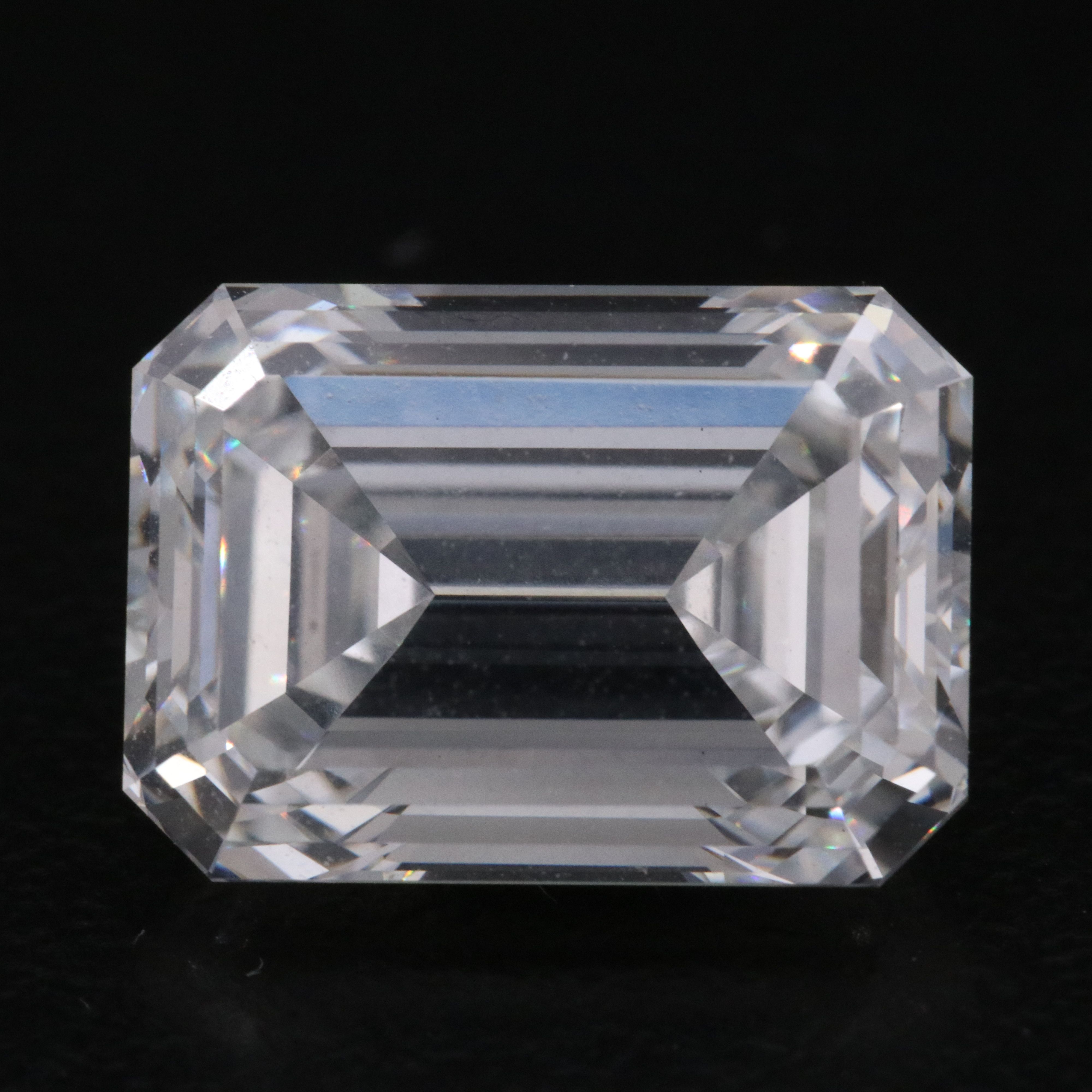 Loose 6.10 CT Lab Grown Diamond with IGI Report