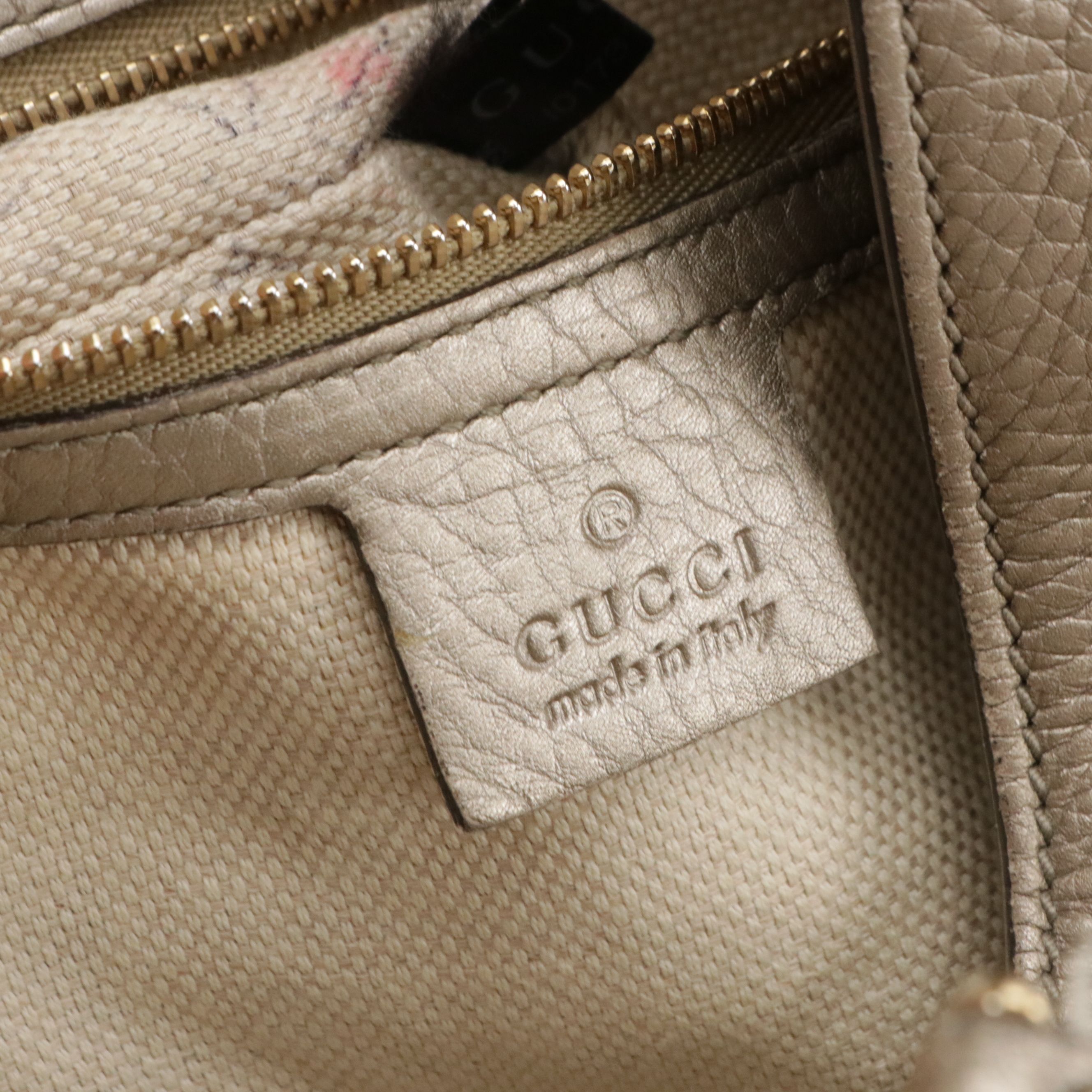 Gucci Small Soho Two-Way Tote Bag in Metallic Silver Pebbled Leather