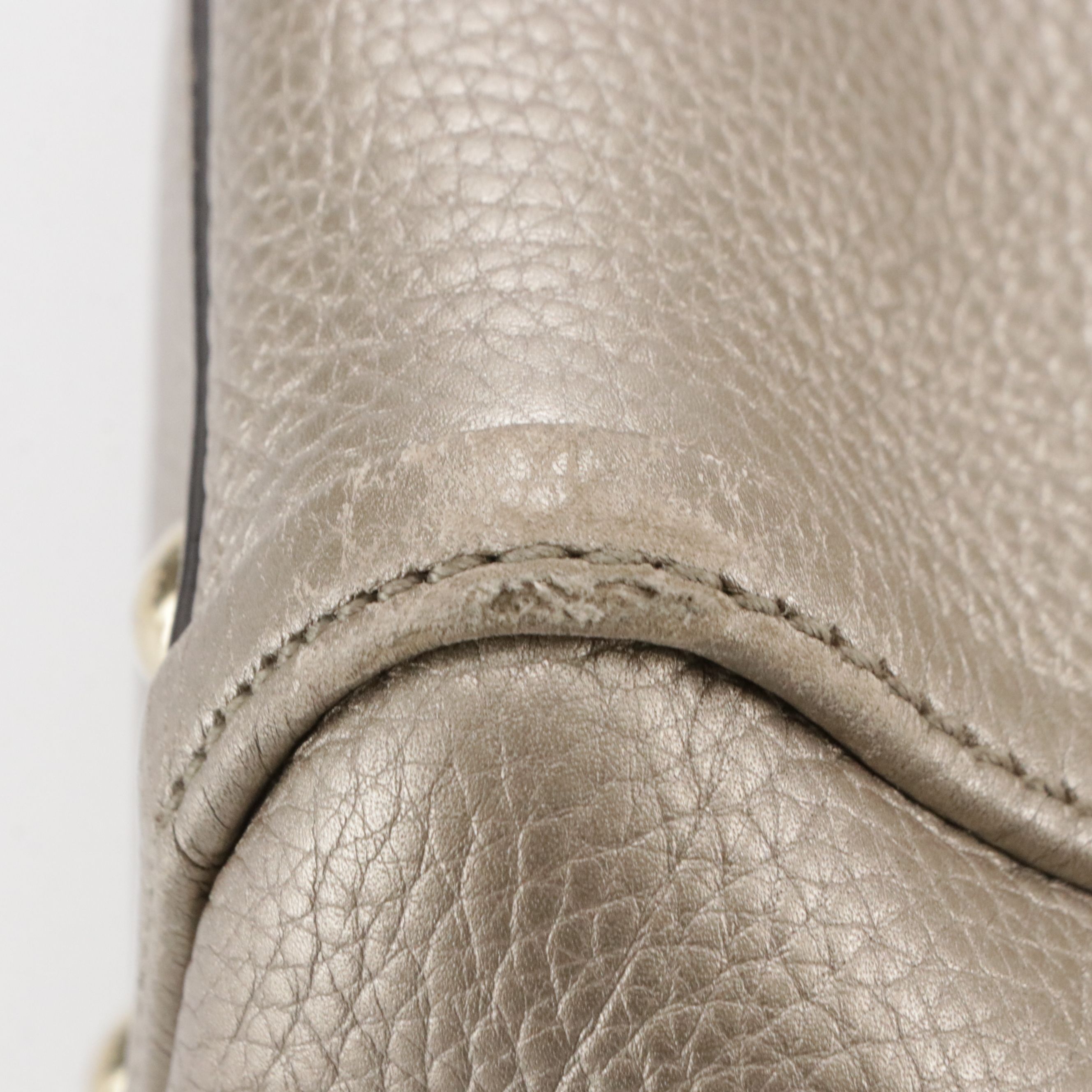 Gucci Small Soho Two-Way Tote Bag in Metallic Silver Pebbled Leather