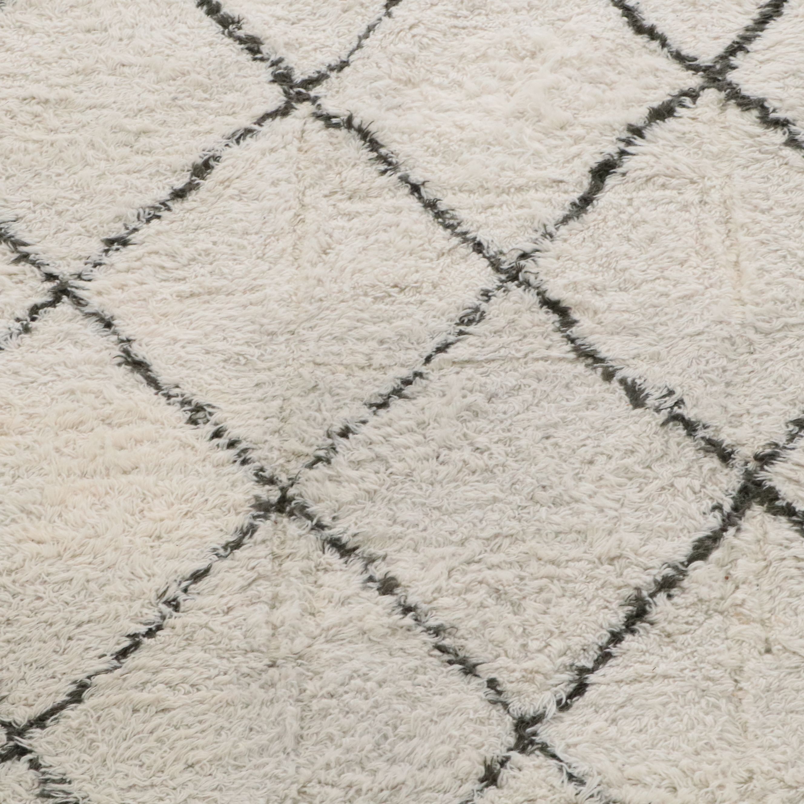 9' x 13'1 Hand-Knotted Nuloom Indo-Moroccan Shag Room-Sized Rug