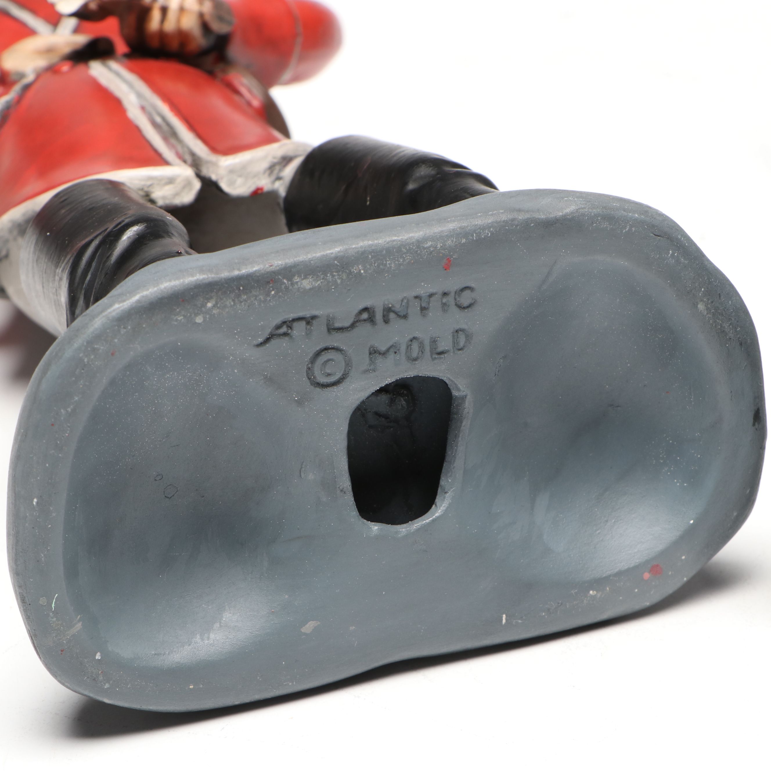 Atlantic Molds Soldier Figurines and Wilton Commemorative Bicentennial Plate