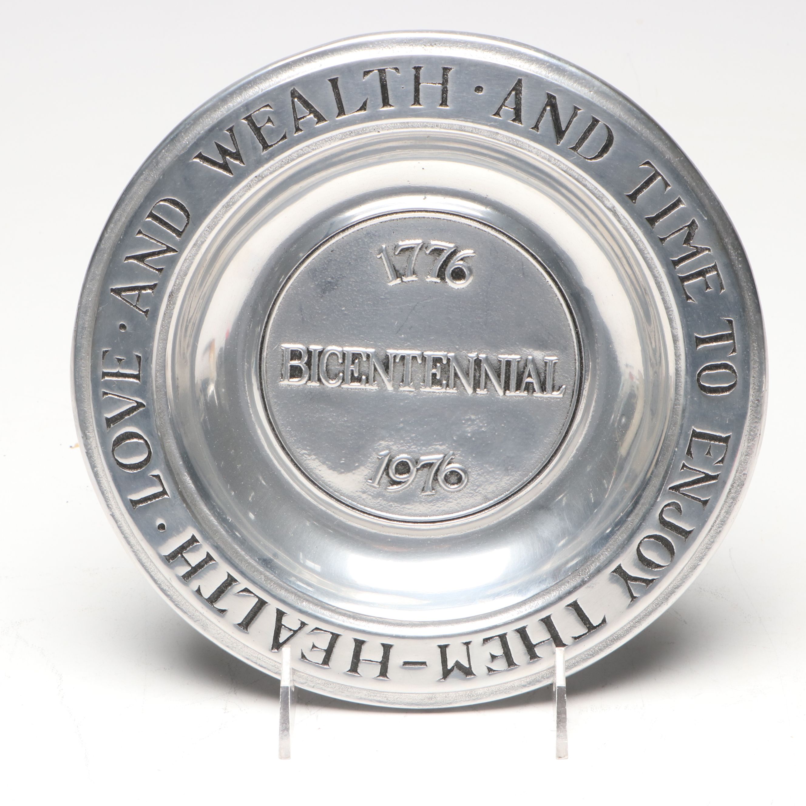 Atlantic Molds Soldier Figurines and Wilton Commemorative Bicentennial Plate