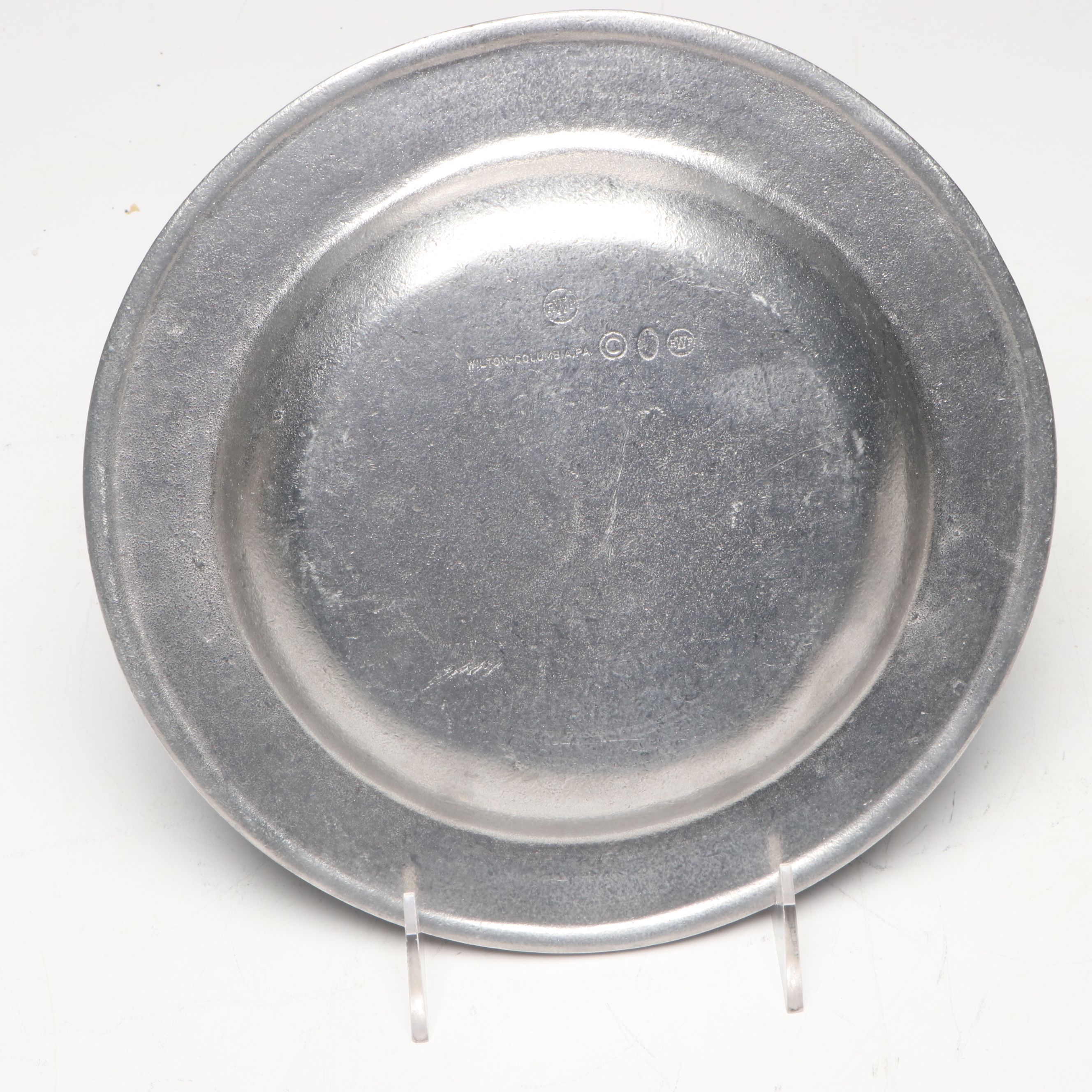 Atlantic Molds Soldier Figurines and Wilton Commemorative Bicentennial Plate