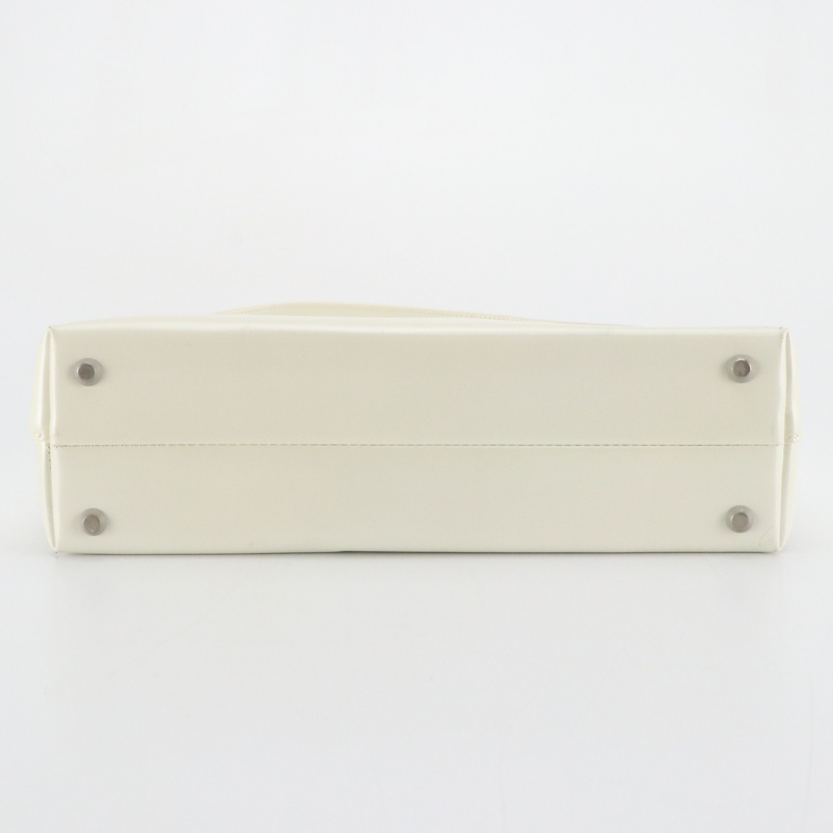 Givenchy Maroquinerie Top Flap Shoulder Bag in White Leather