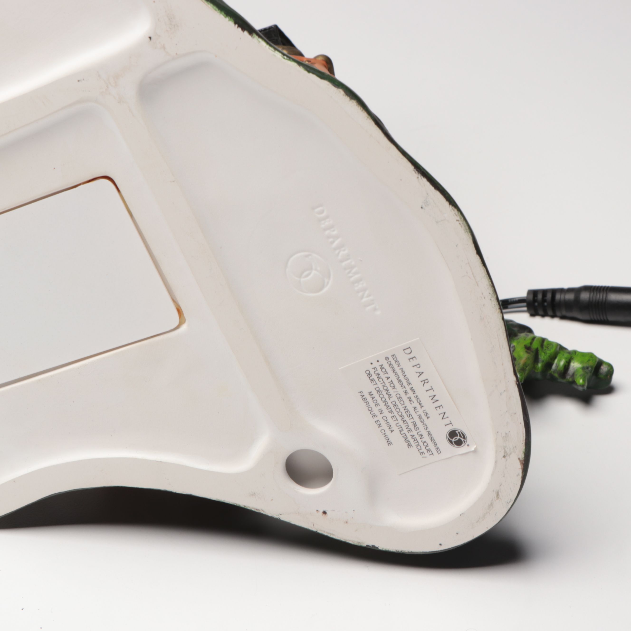 Dept. 56 "Witch's Brew Pub" and "Ship of Sea Phantoms" Village Décor