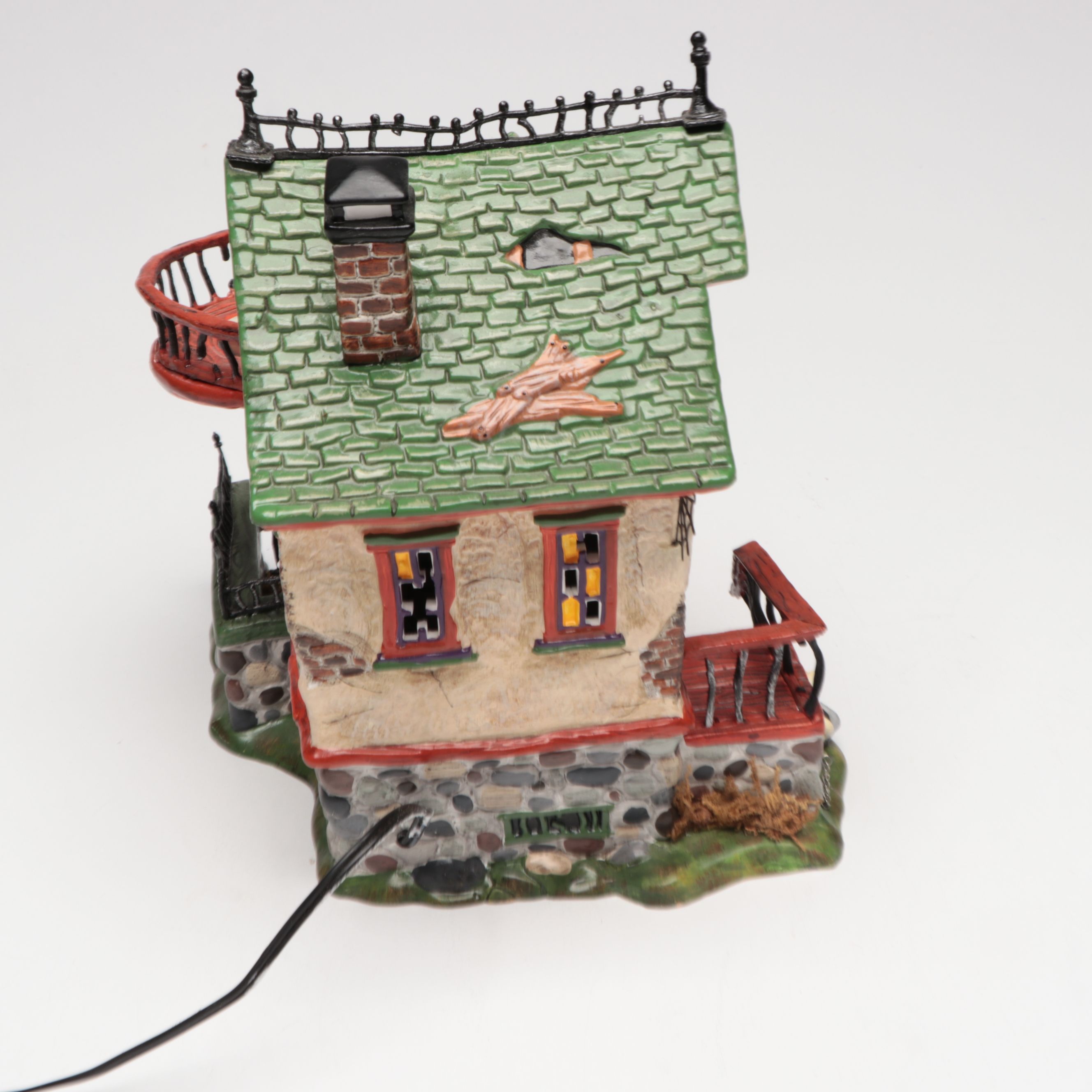Dept. 56 "Witch's Brew Pub" and "Ship of Sea Phantoms" Village Décor