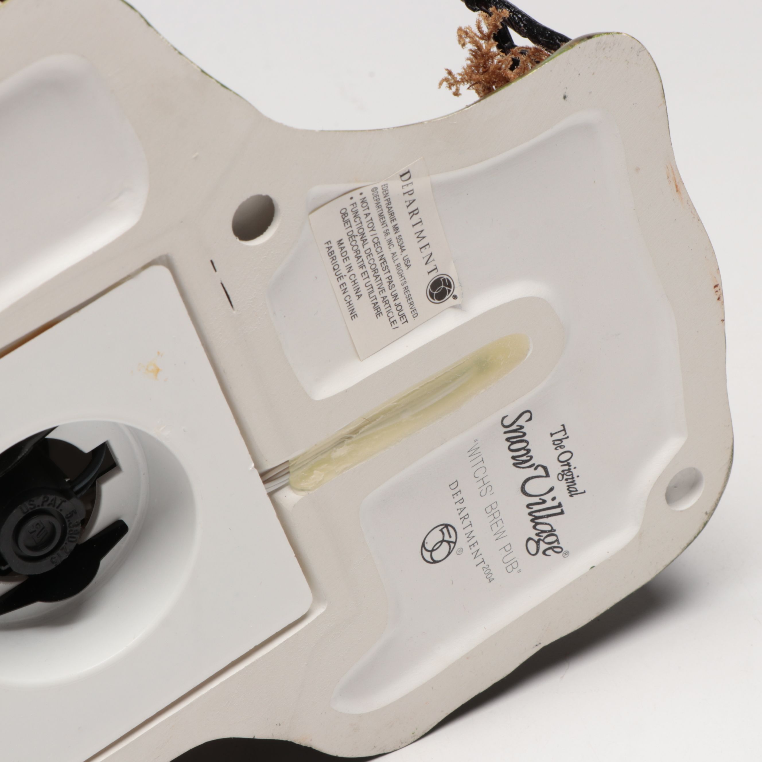 Dept. 56 "Witch's Brew Pub" and "Ship of Sea Phantoms" Village Décor