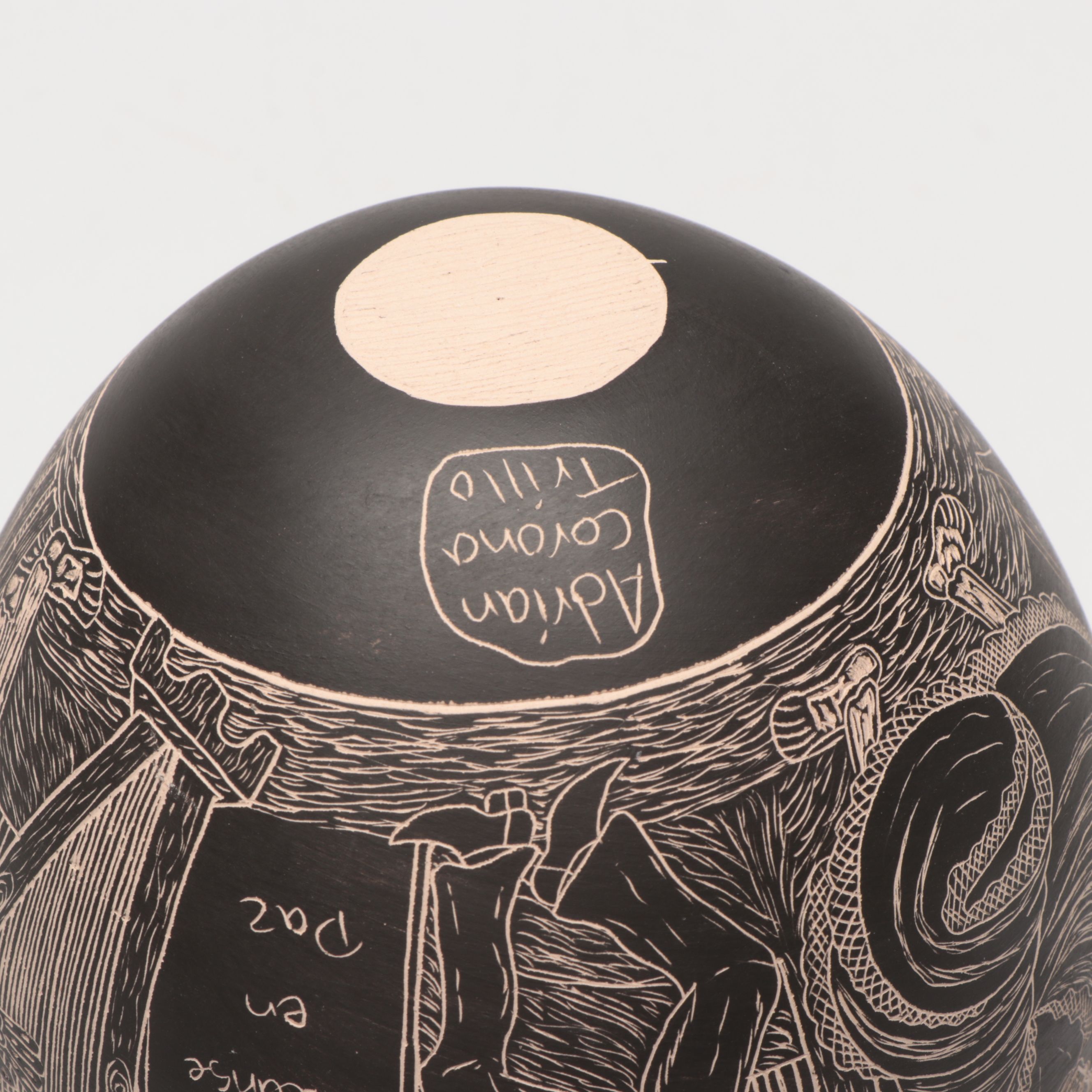 Adrian Corona Trillo Mata Ortiz Sgraffito Day of the Dead Pot
