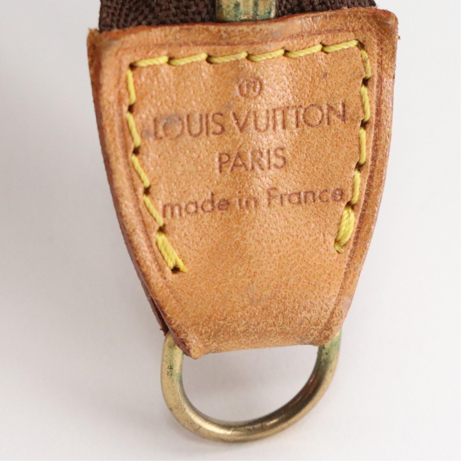 Louis Vuitton Bucket Bag Zip Pouch in Monogram Canvas