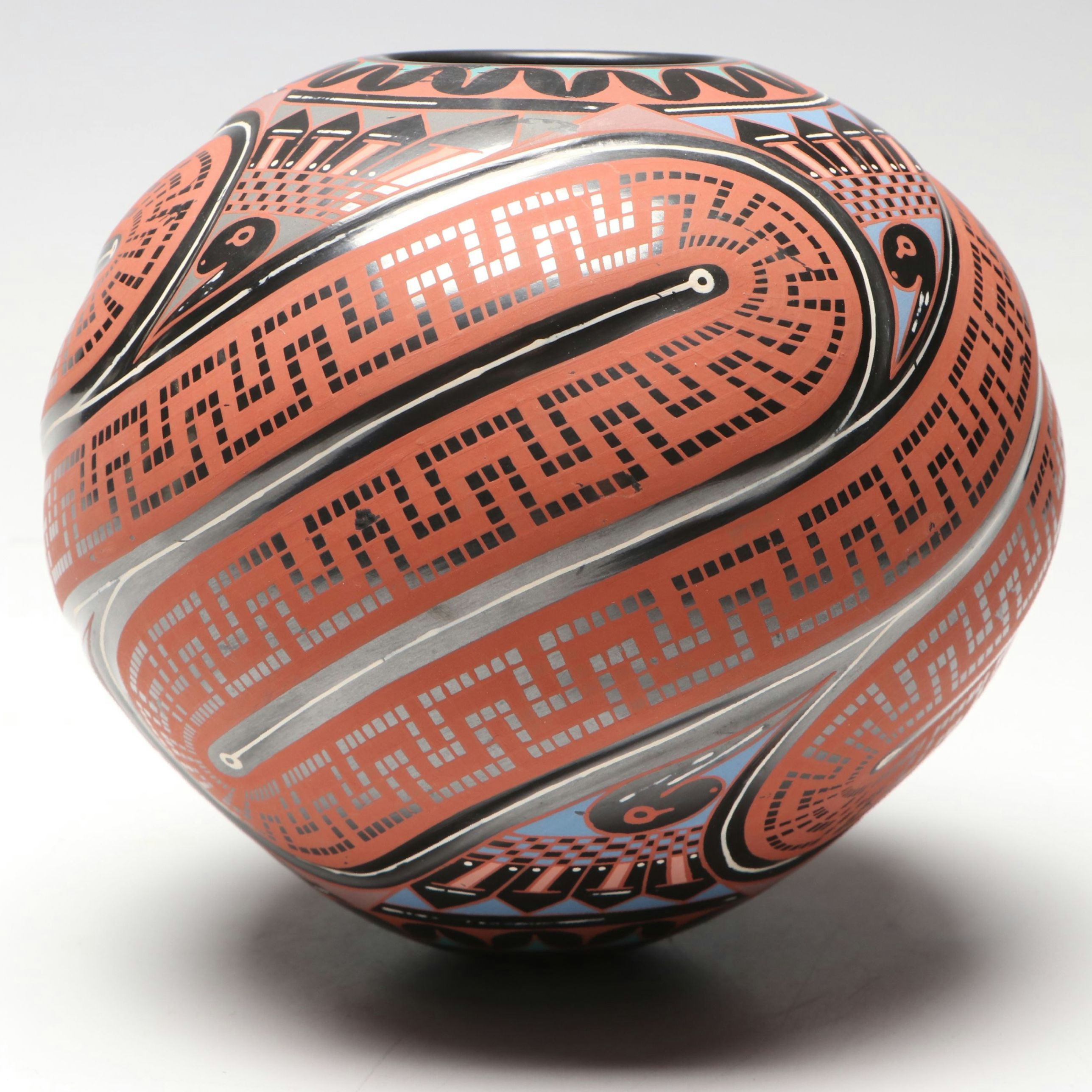 Cesar D. Nunez Mata Ortiz Polychrome Pottery Vase
