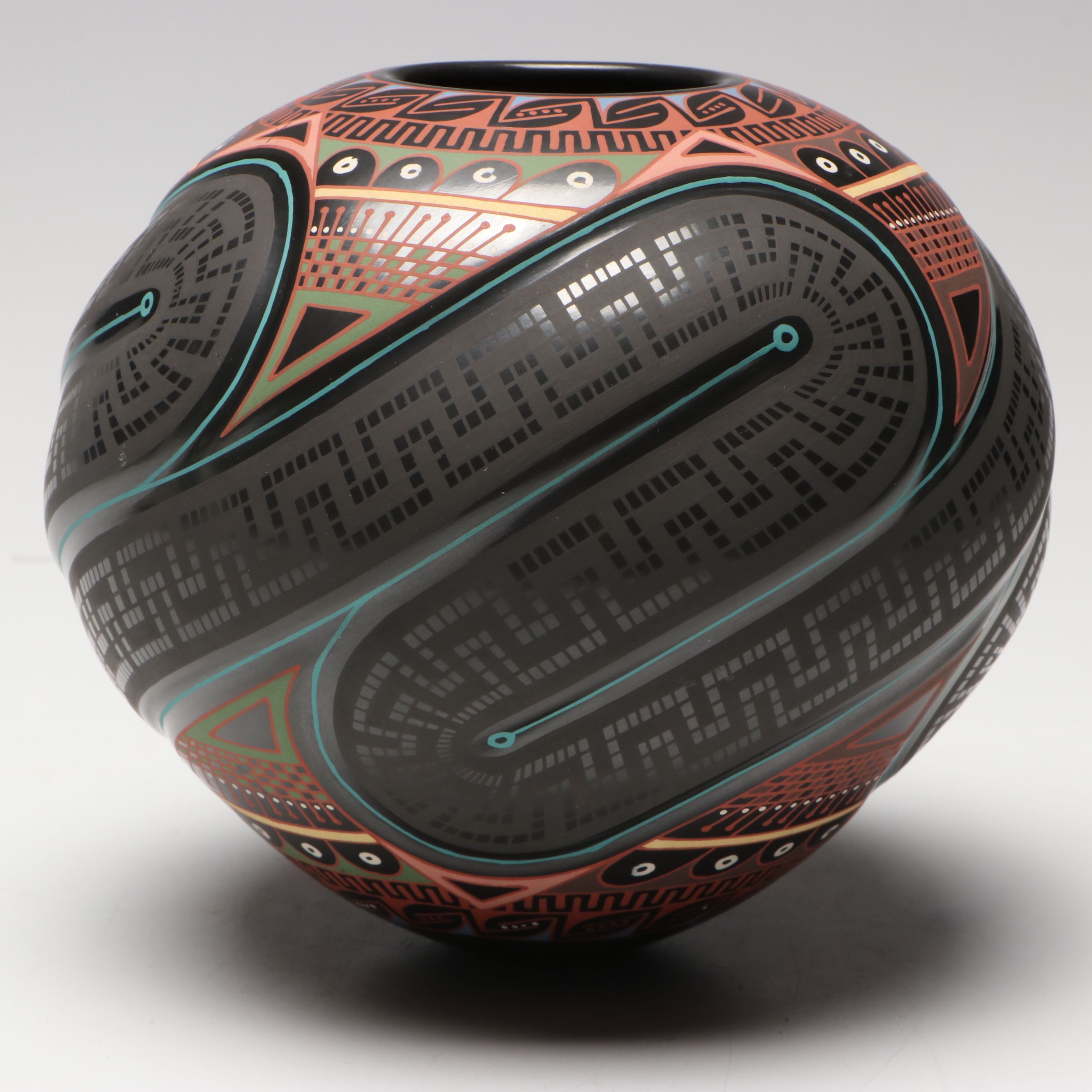 Cesar D. Nunez Mata Ortiz Polychrome Pottery Vase