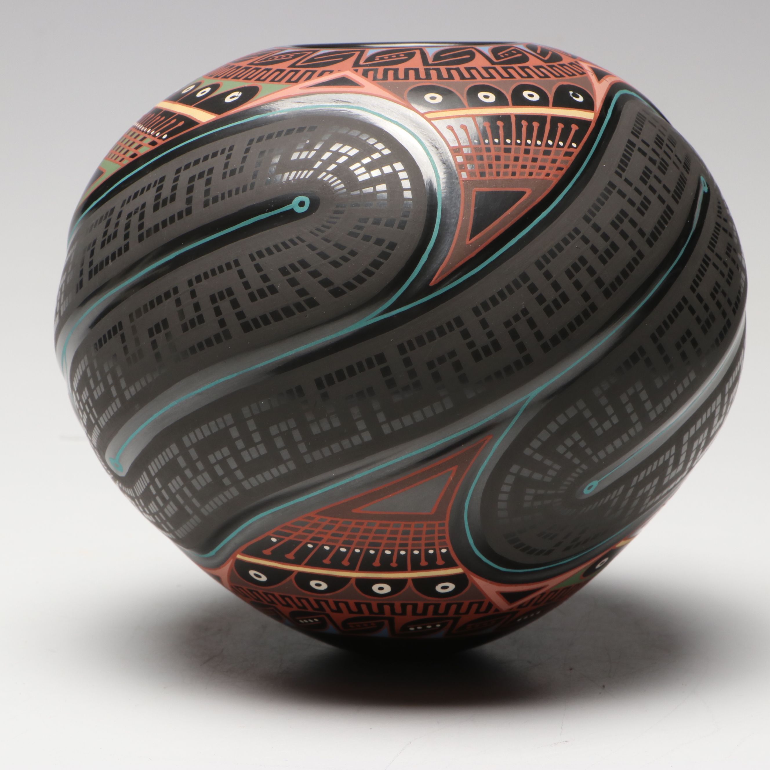 Cesar D. Nunez Mata Ortiz Polychrome Pottery Vase