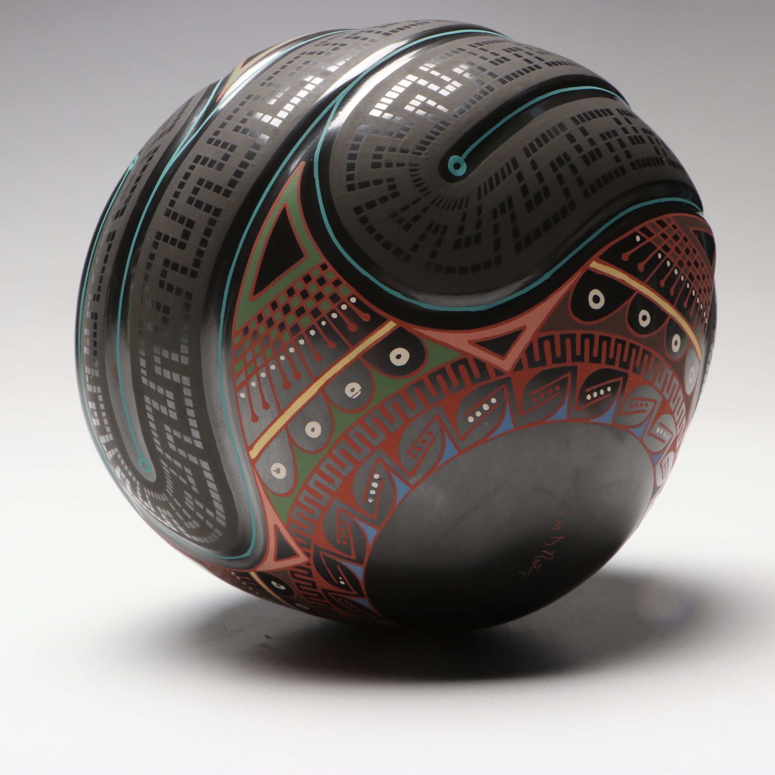 Cesar D. Nunez Mata Ortiz Polychrome Pottery Vase