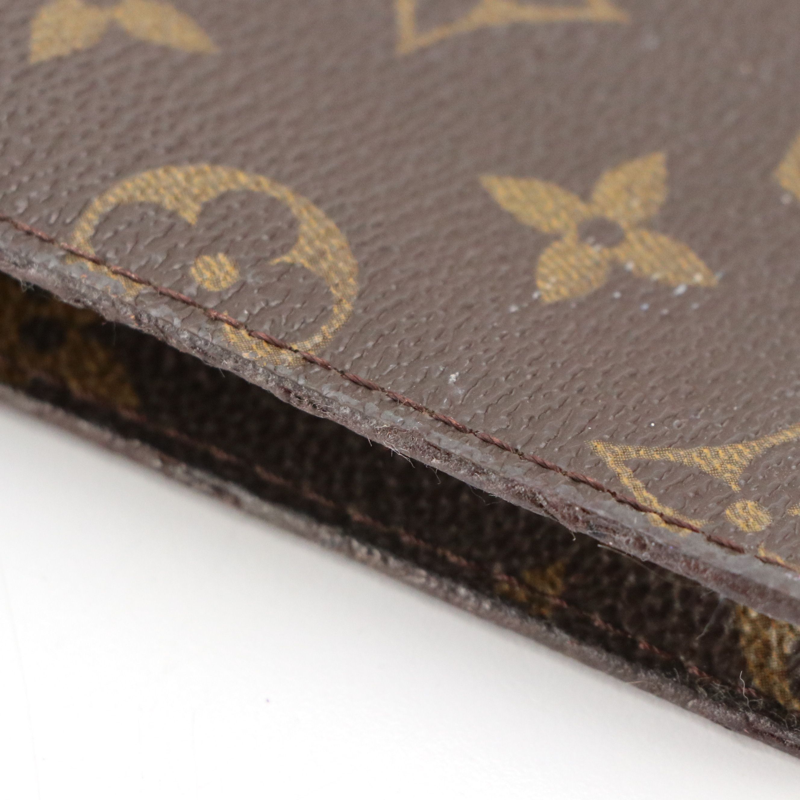 Louis Vuitton Bucket Bag Zip Pouch in Monogram Canvas