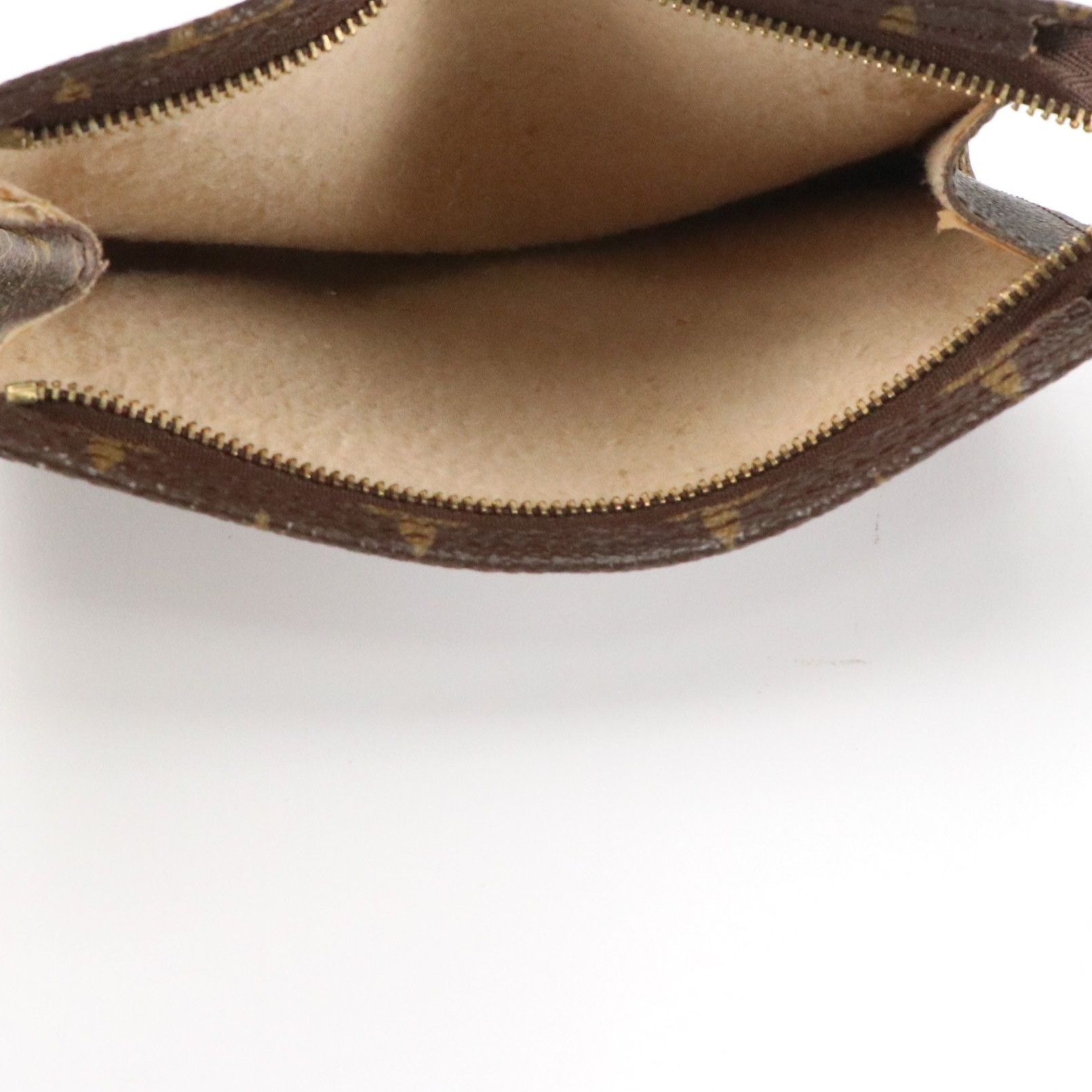 Louis Vuitton Bucket Bag Zip Pouch in Monogram Canvas