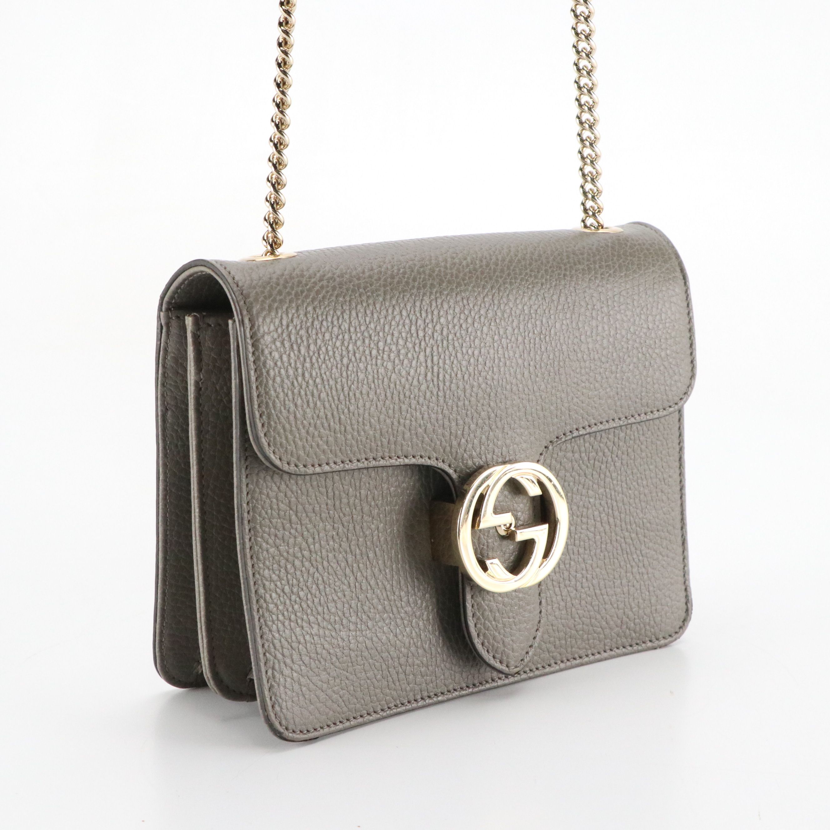 Gucci Small Interlocking GG Chain Link Crossbody Bag in Grey Grained Leather