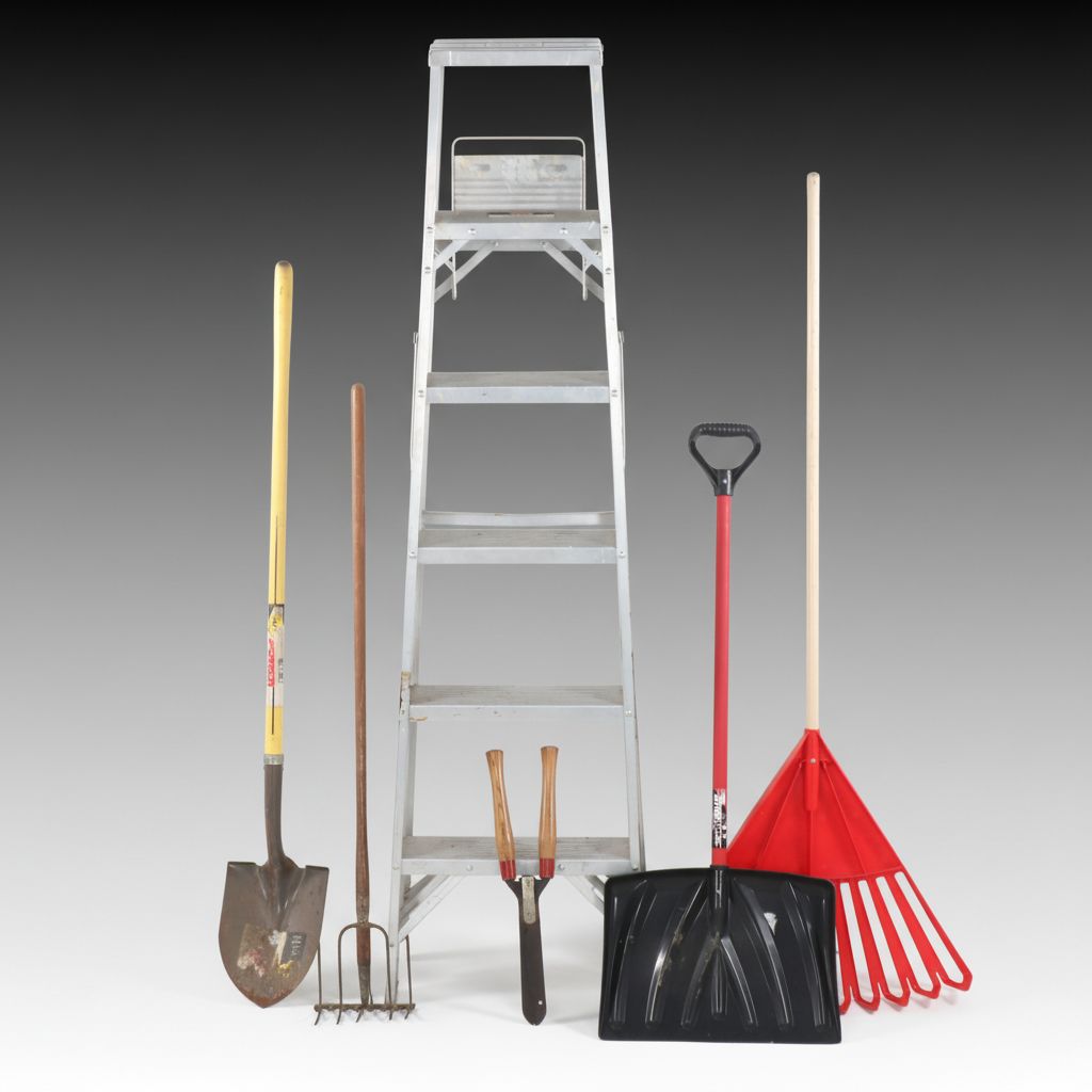 Cuprum Folding Ladder, Suncast Snow Shovel, and More Outdoor Tools