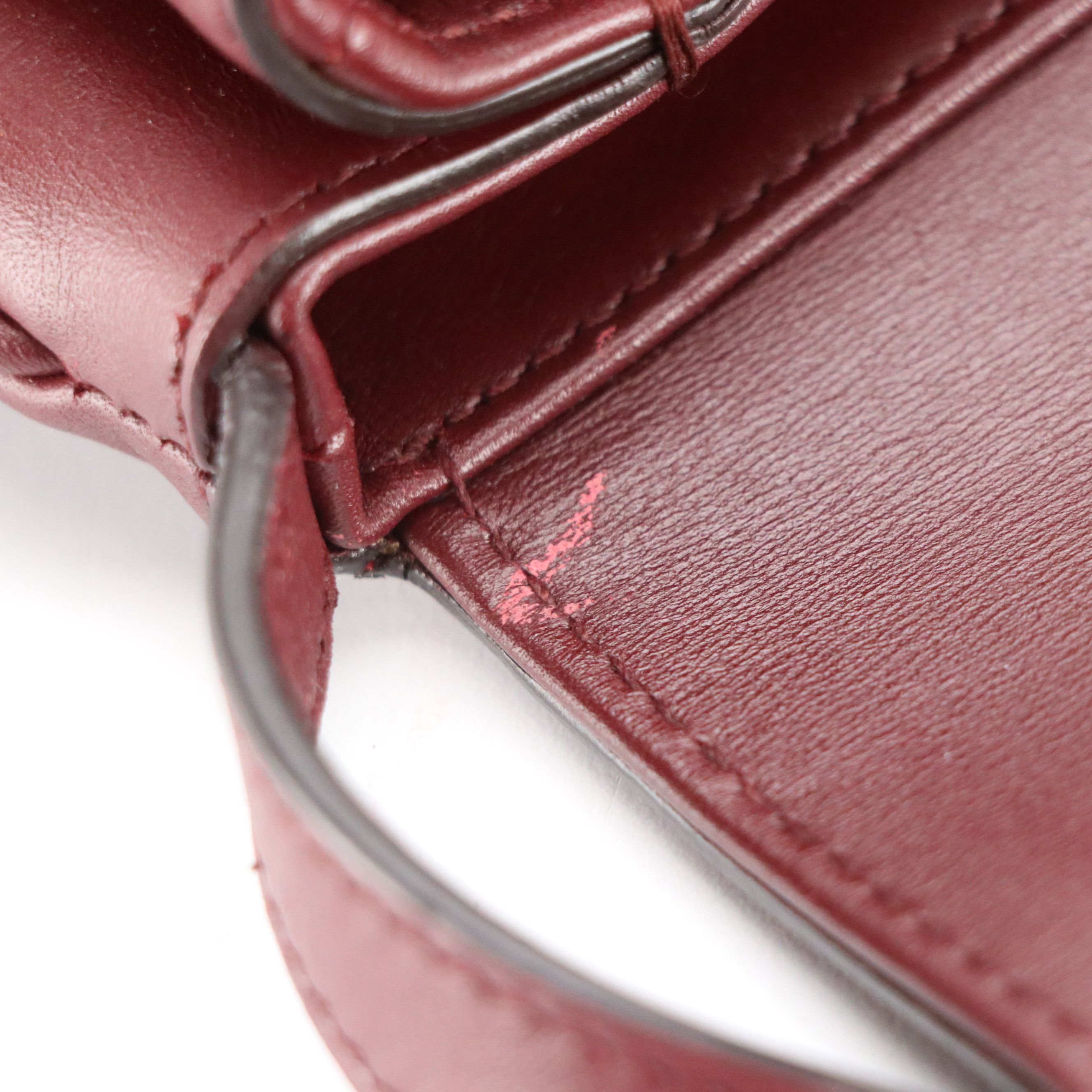 Gucci Small Arli Crossbody Bag in Burgundy Leather