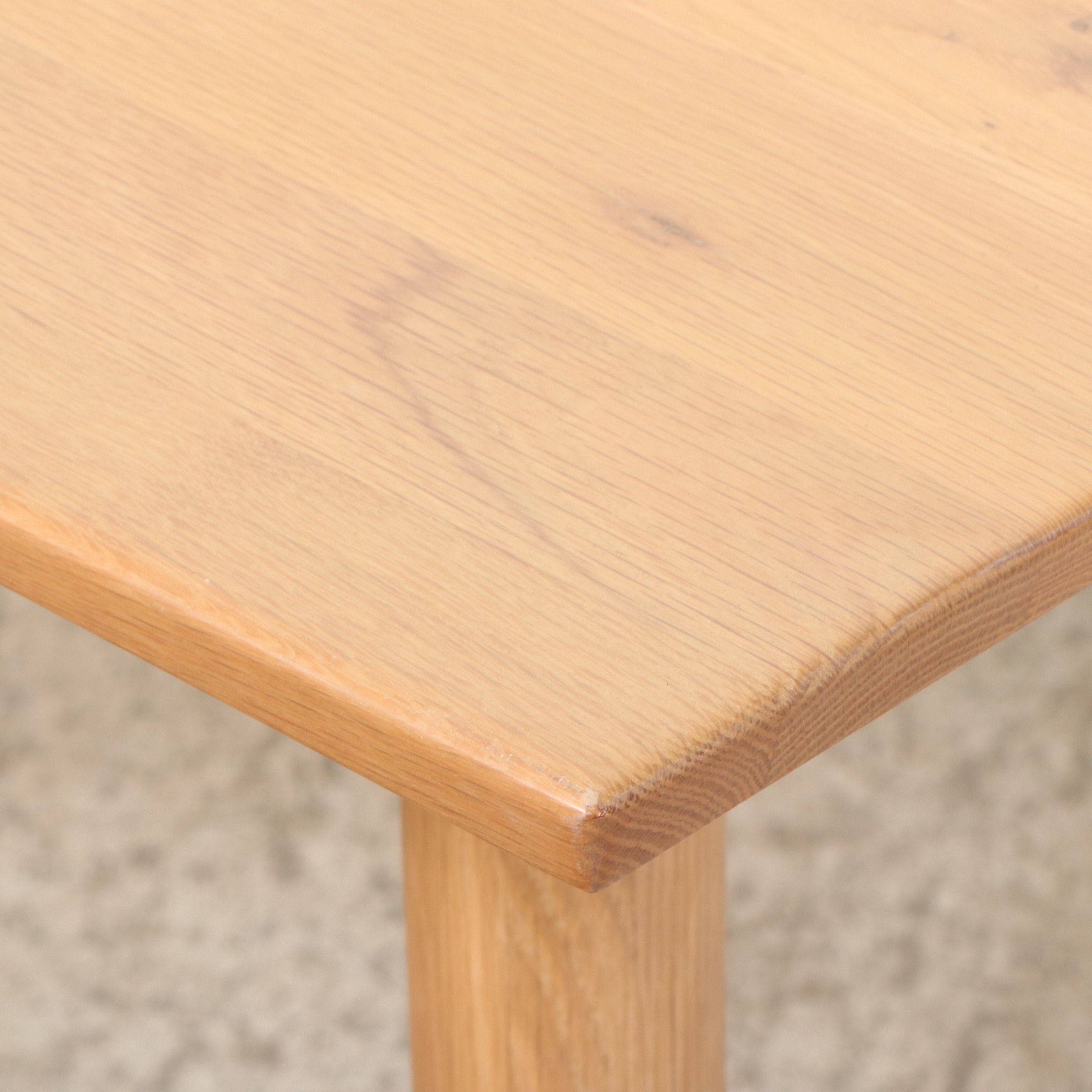 Seven-Piece Dining Set with Article "Seno" Oak Dining Table and "Candra" Chairs