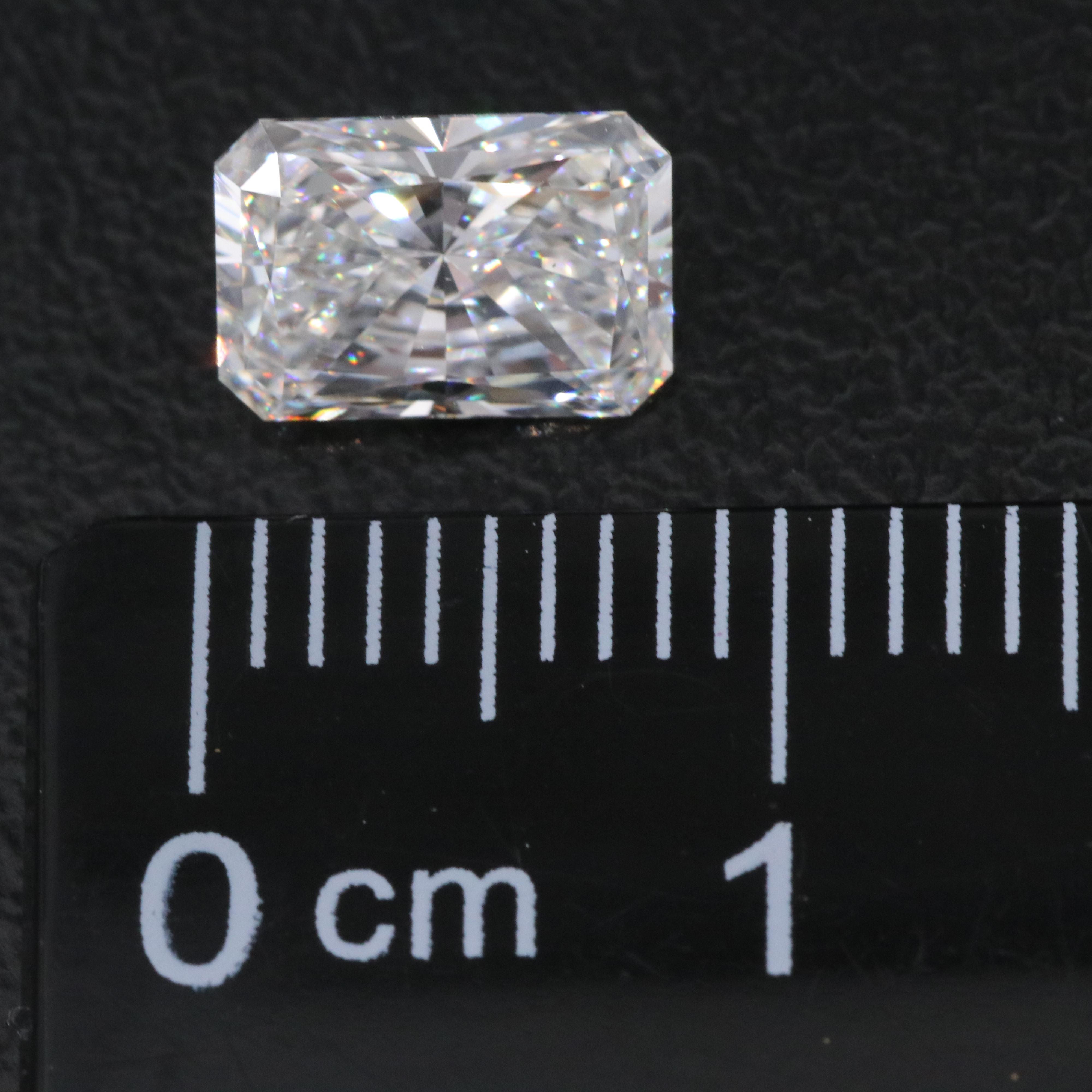 Loose 1.34 CT Lab Grown Diamond with IGI Report