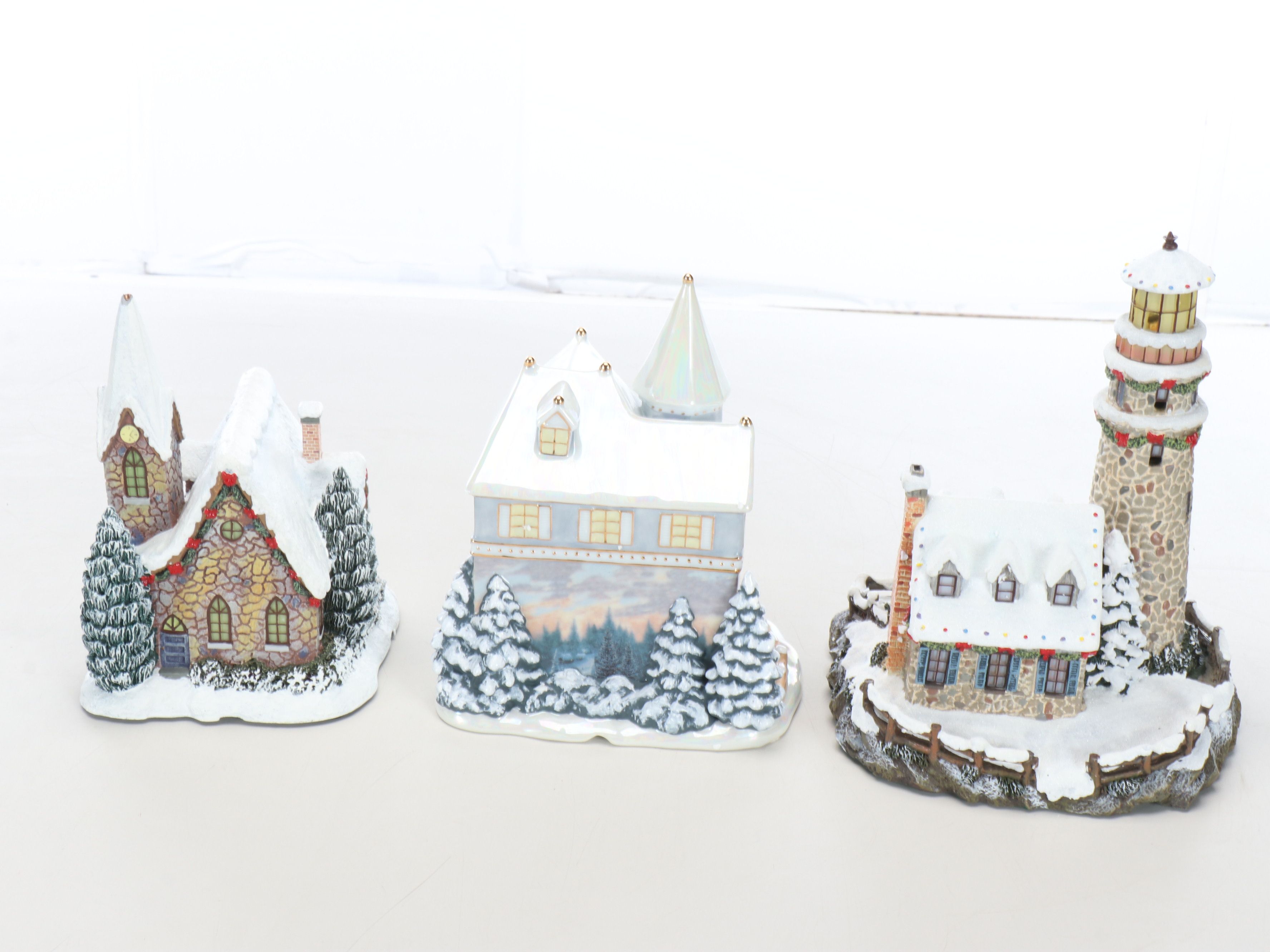 Thomas Kinkade "Wonderland Express Christmas Tree" and More Village Décor