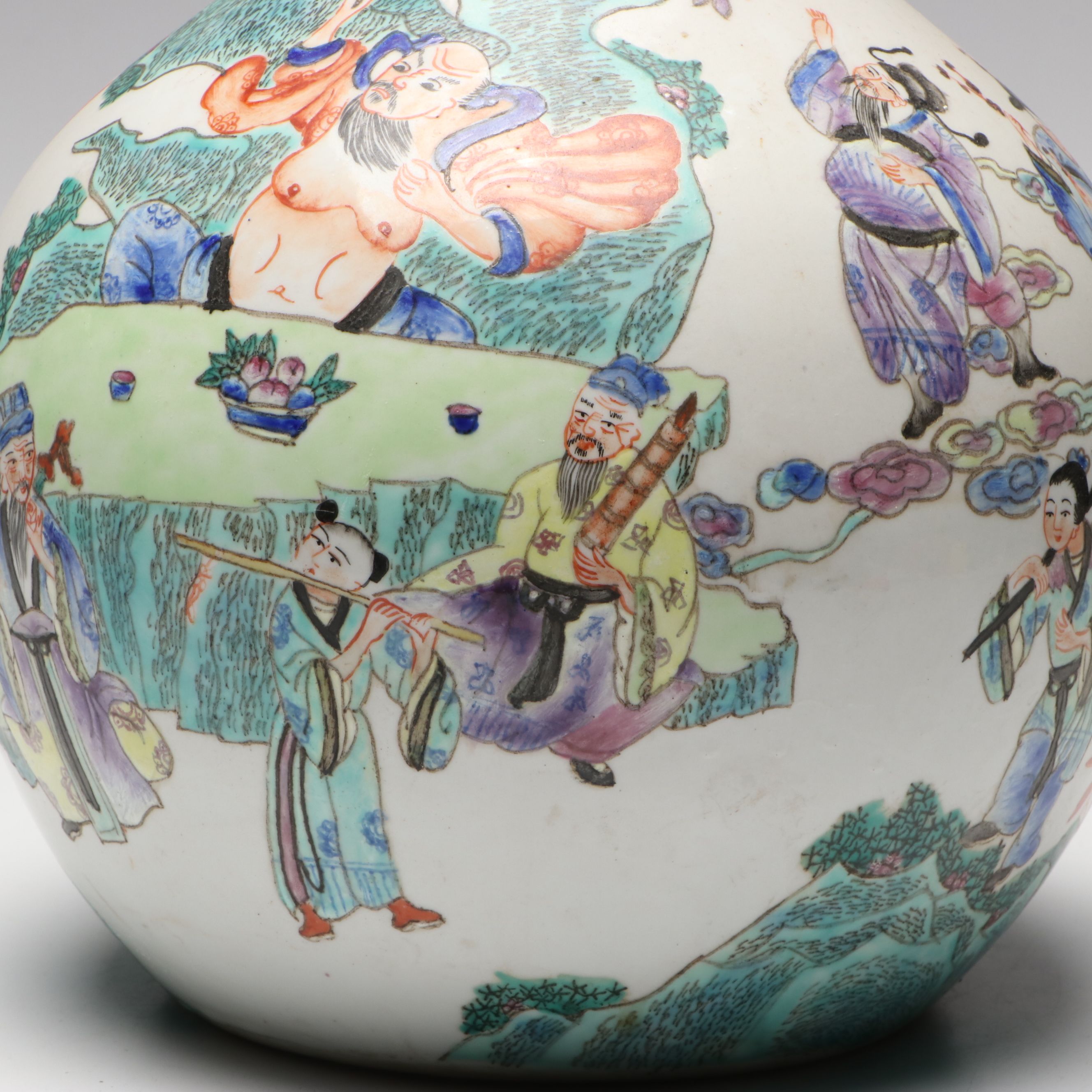 Chinese Tianqiuping Shape Porcelain Vase